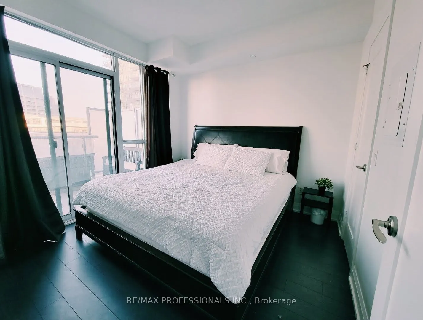 56 Annie Craig Drive, #411