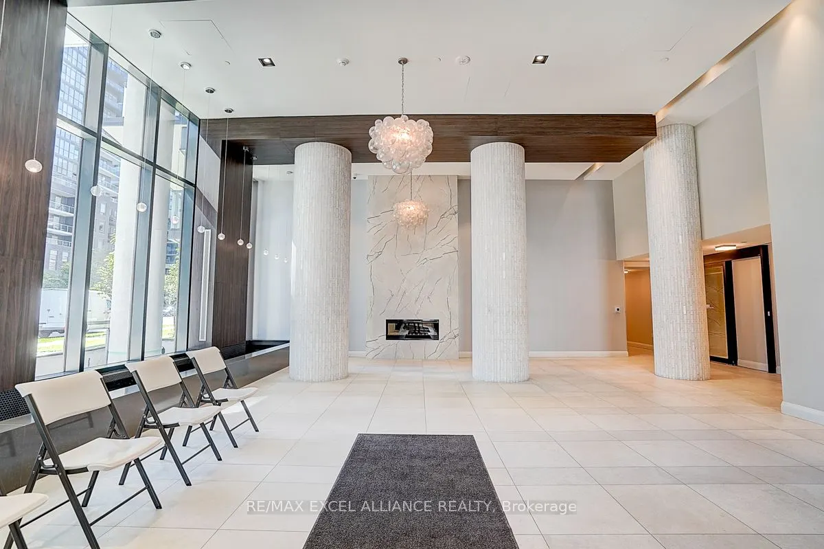 38 Annie Craig Drive, #406