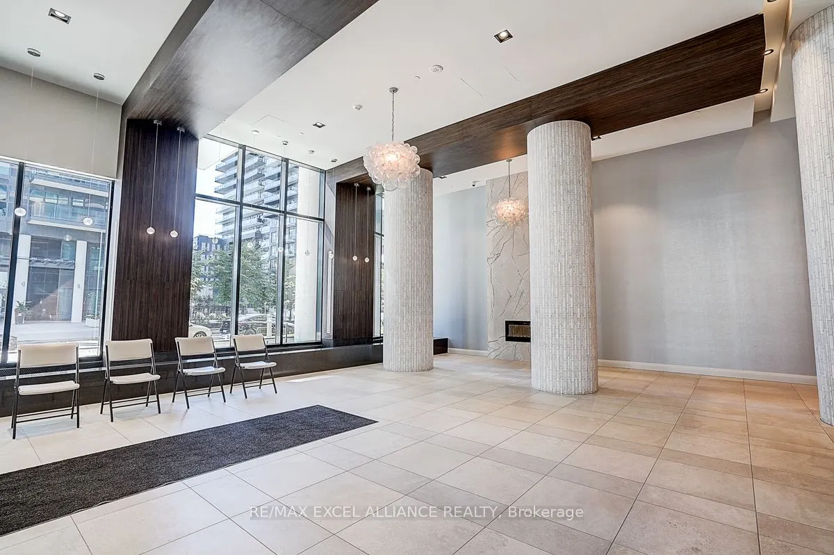 38 Annie Craig Drive, #406