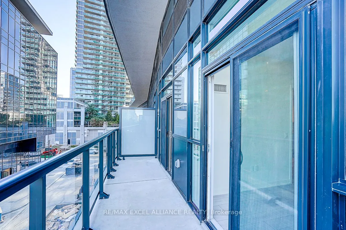 38 Annie Craig Drive, #406