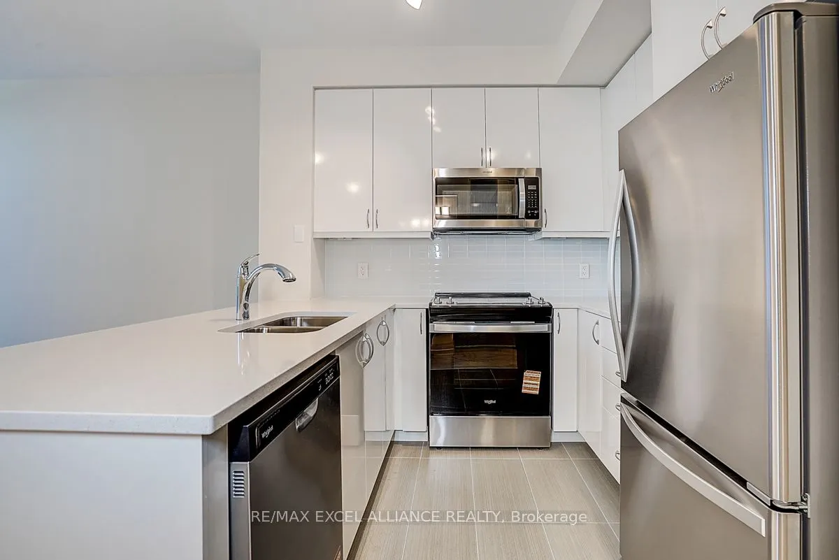 38 Annie Craig Drive, #406