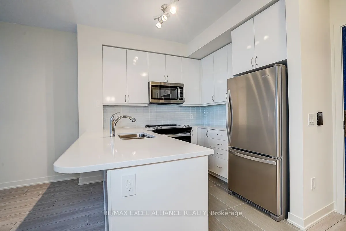 38 Annie Craig Drive, #406