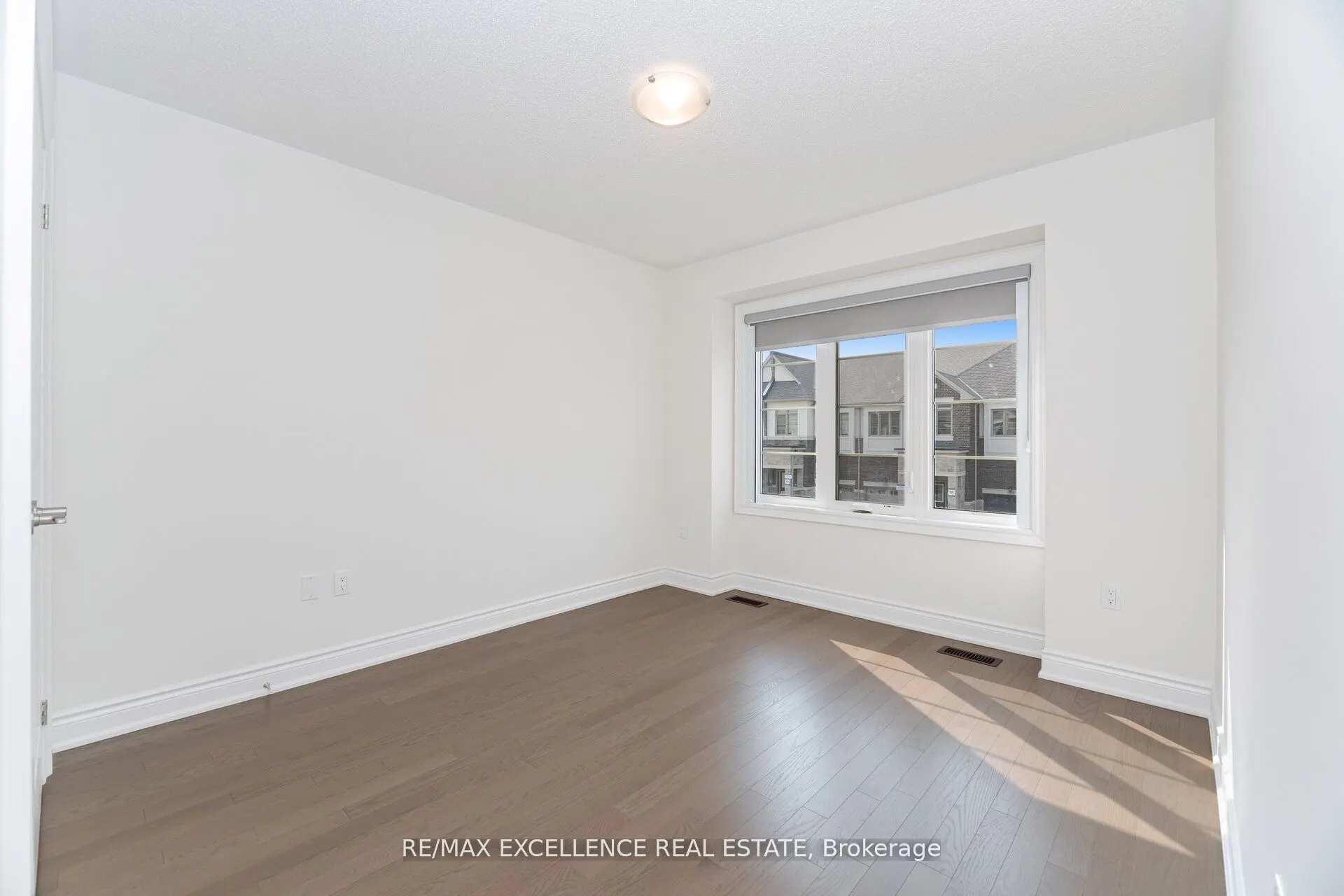 85 Bermondsey Way