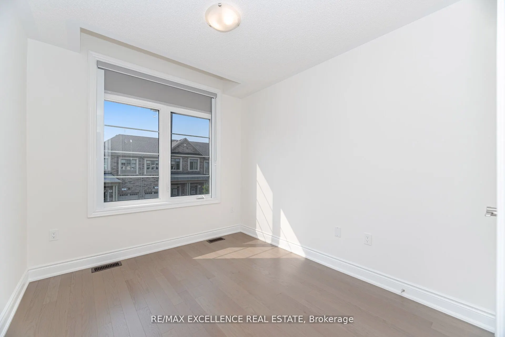 85 Bermondsey Way