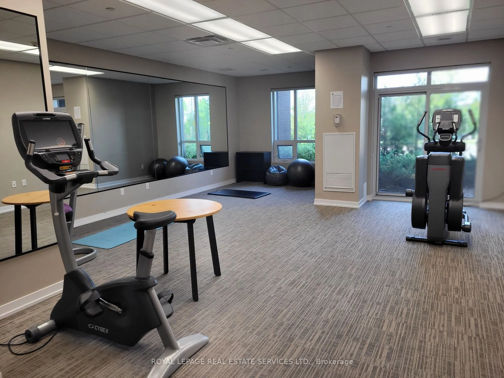 2490 Old Bronte Road, #807