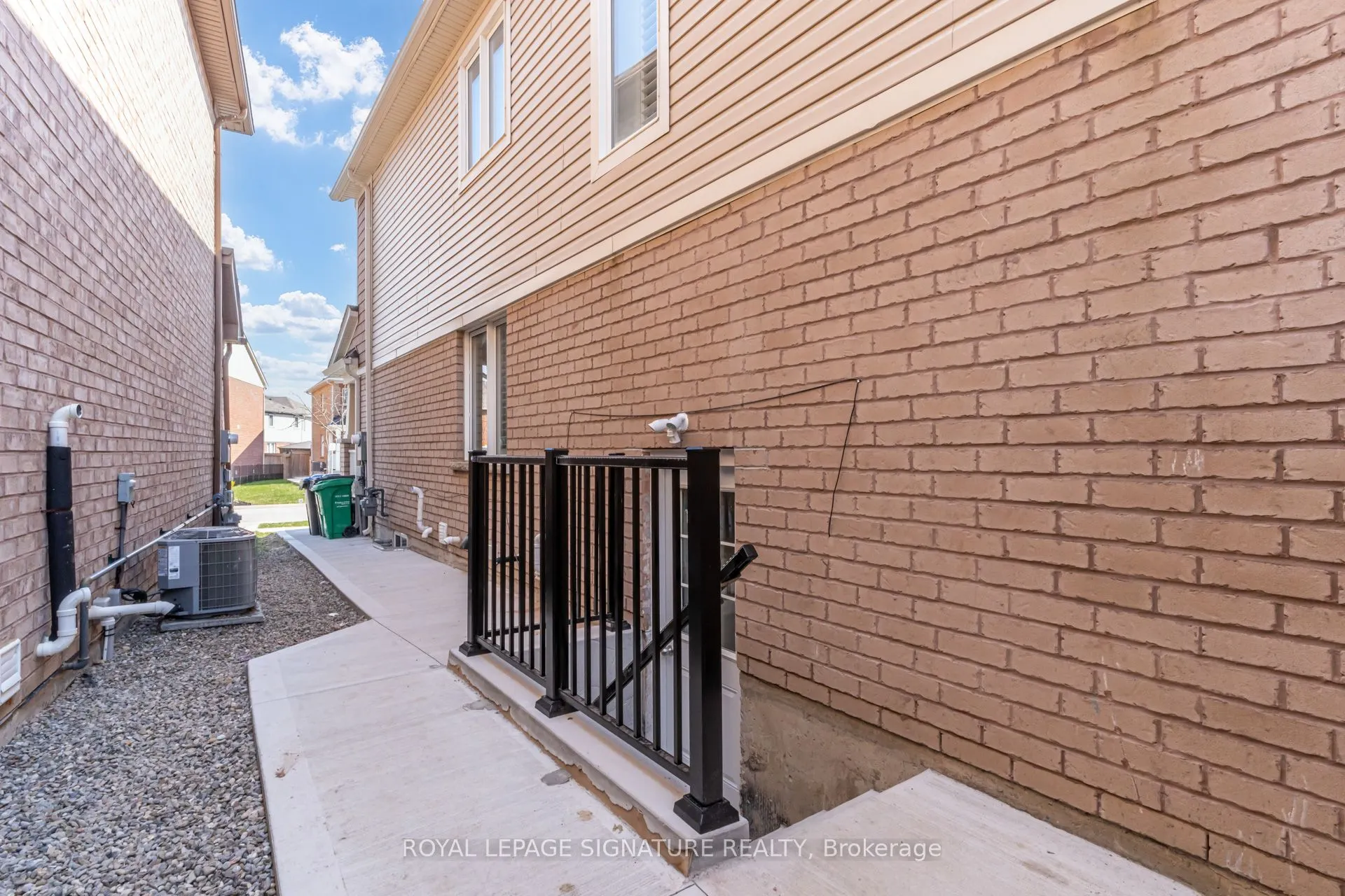 104 Stedford Crescent E, #Bsmt