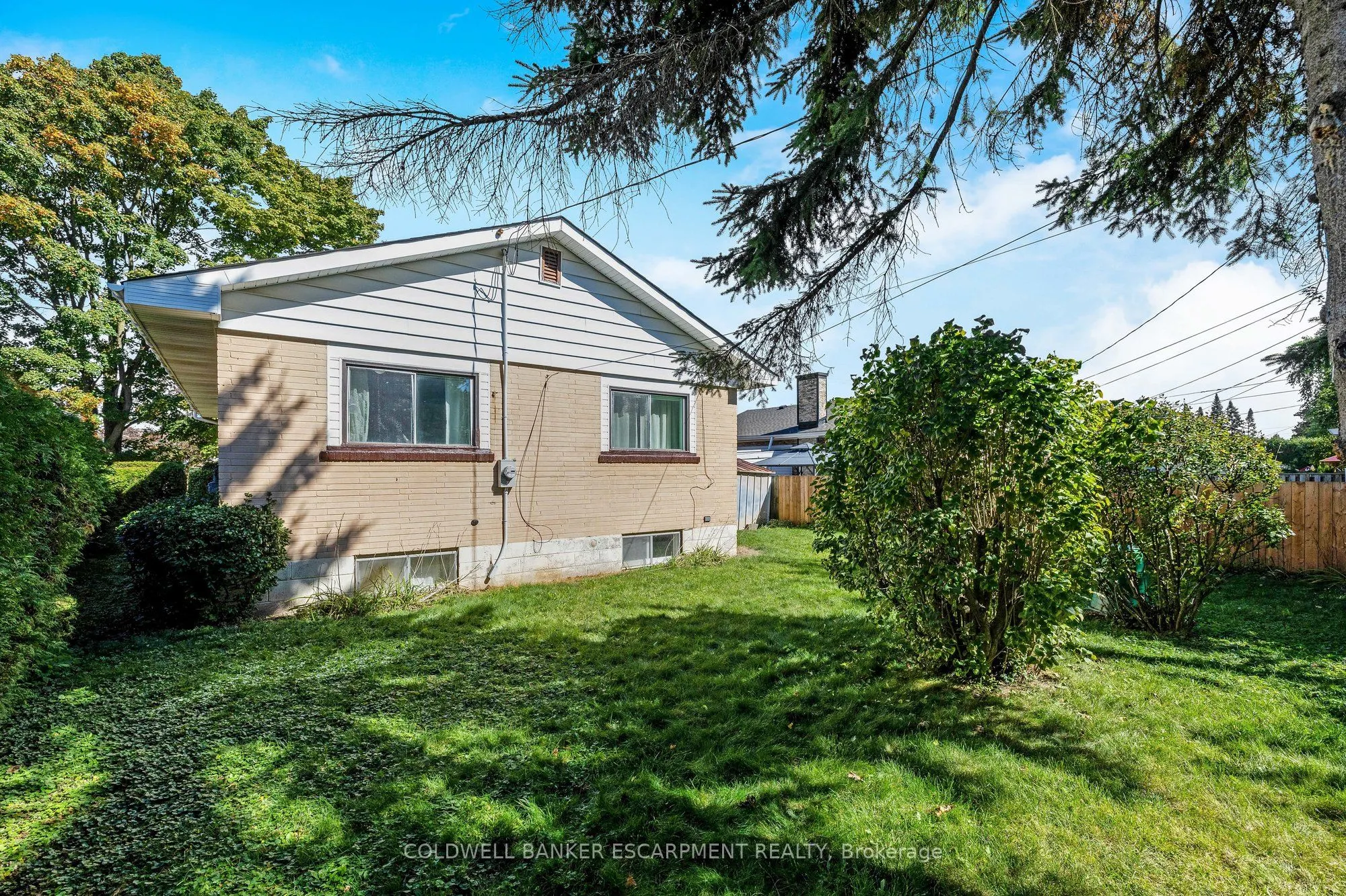 96 Churchill Road