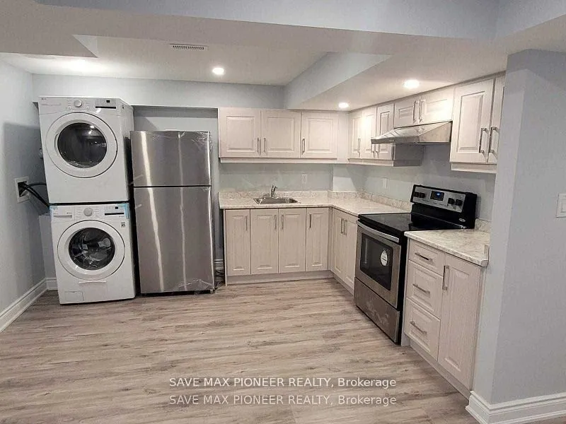 11 Ivor Crescent N, #Bsmnt