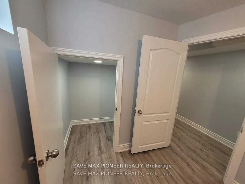 11 Ivor Crescent N, #Bsmnt