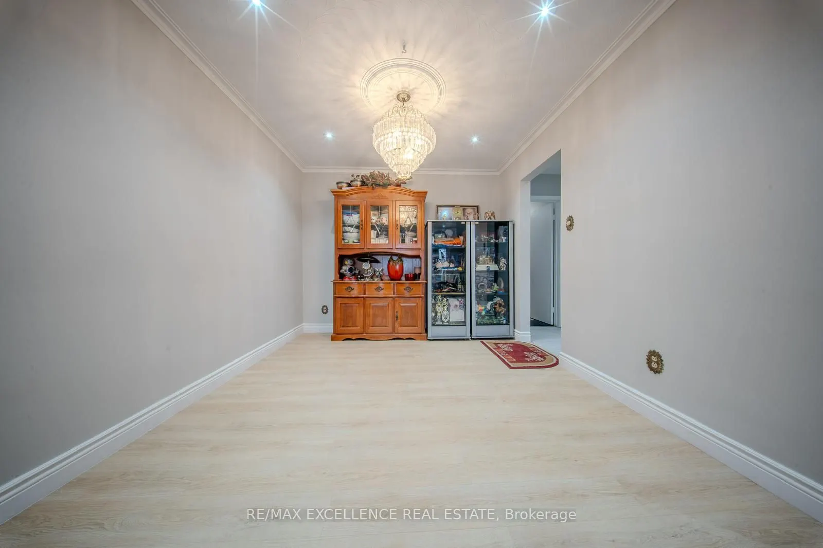 7246 Reindeer Drive