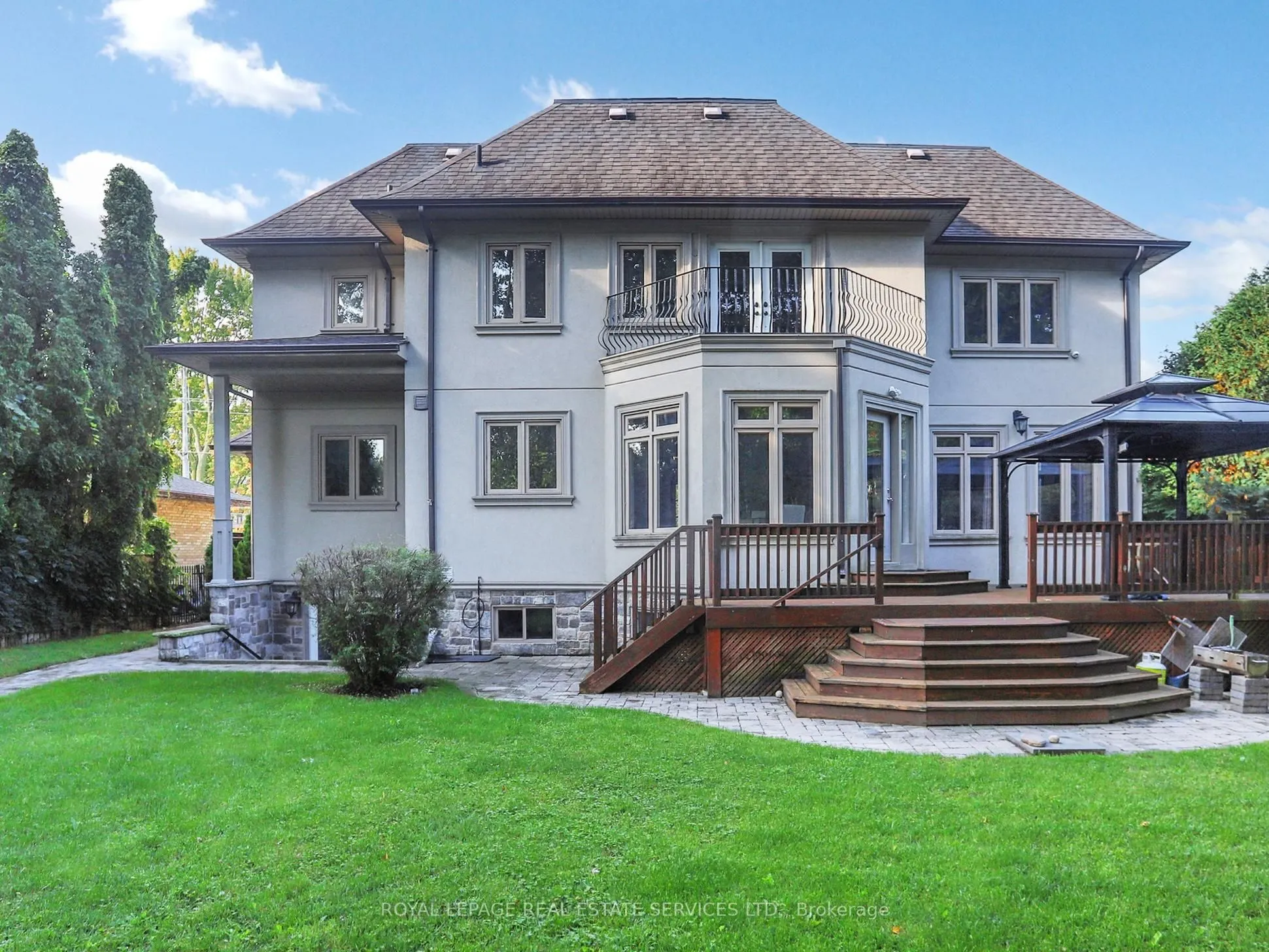 1511 Haig Boulevard