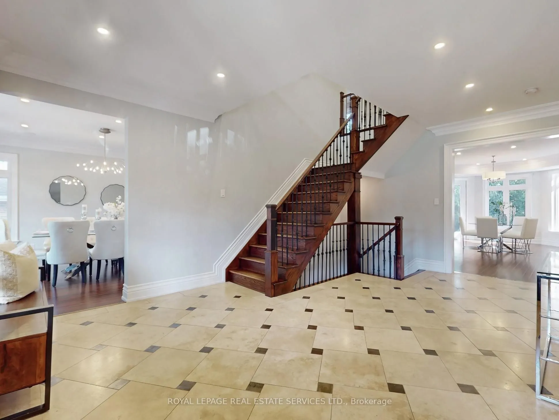 1511 Haig Boulevard