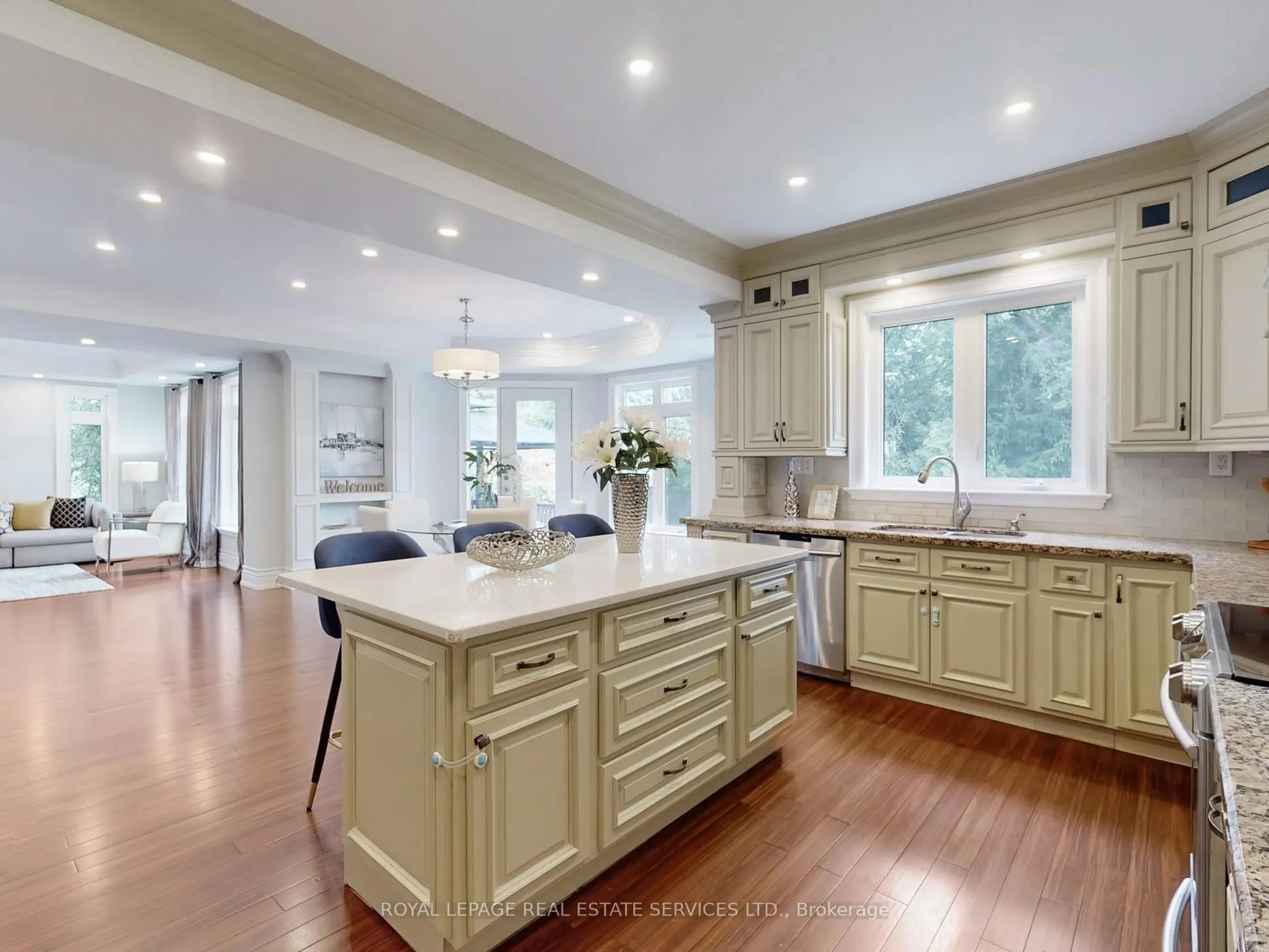 1511 Haig Boulevard