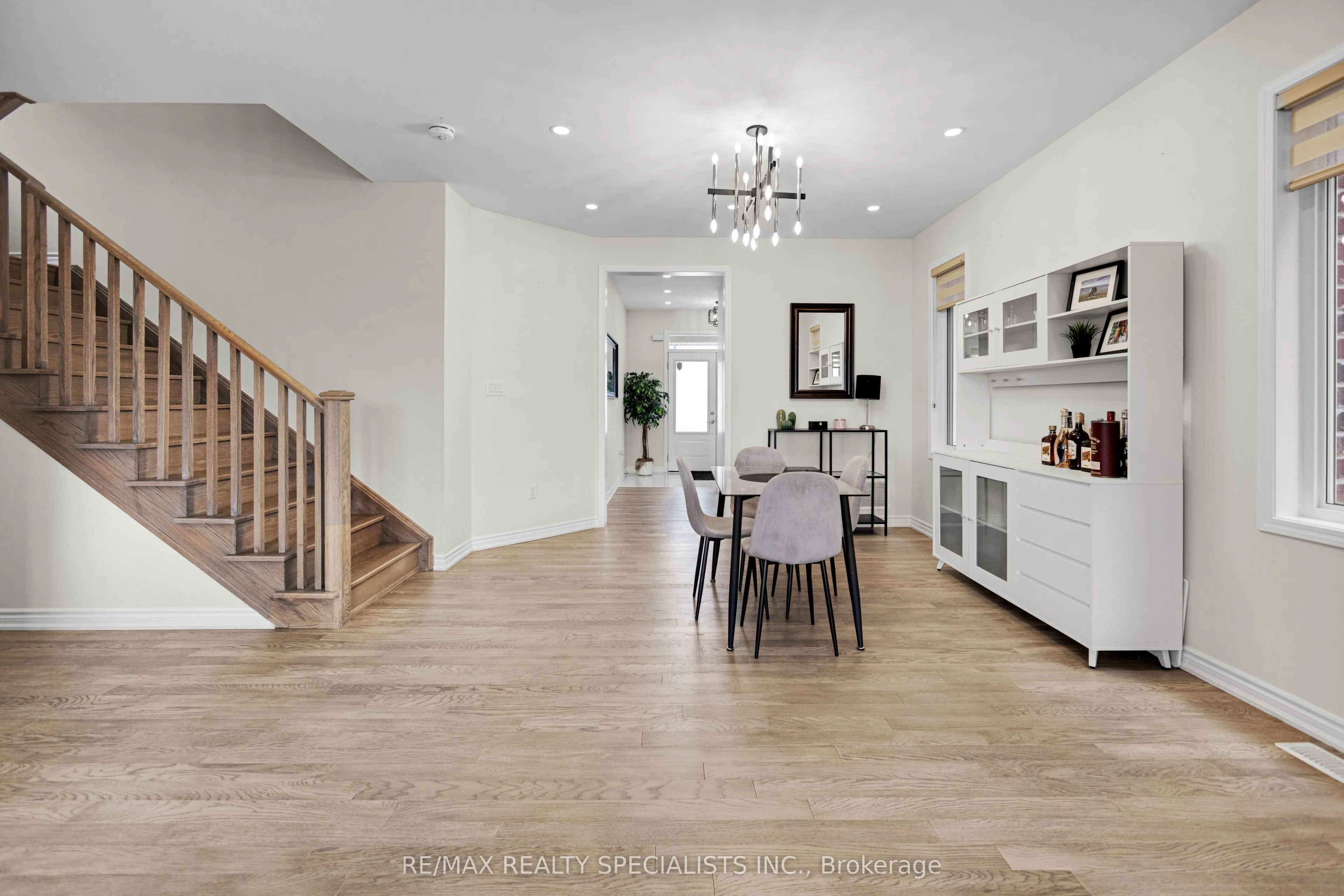 849 Aspen Terrace
