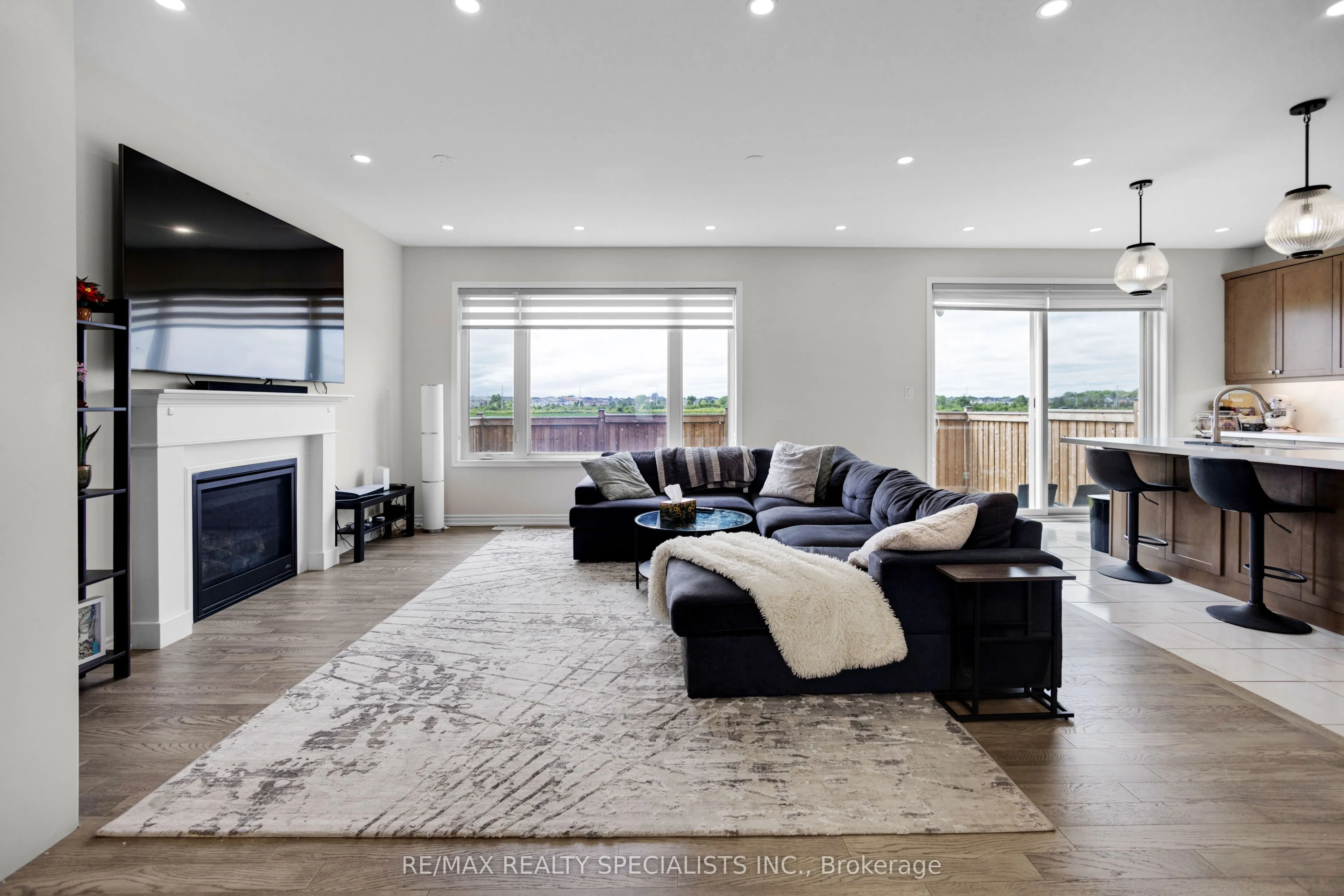 849 Aspen Terrace