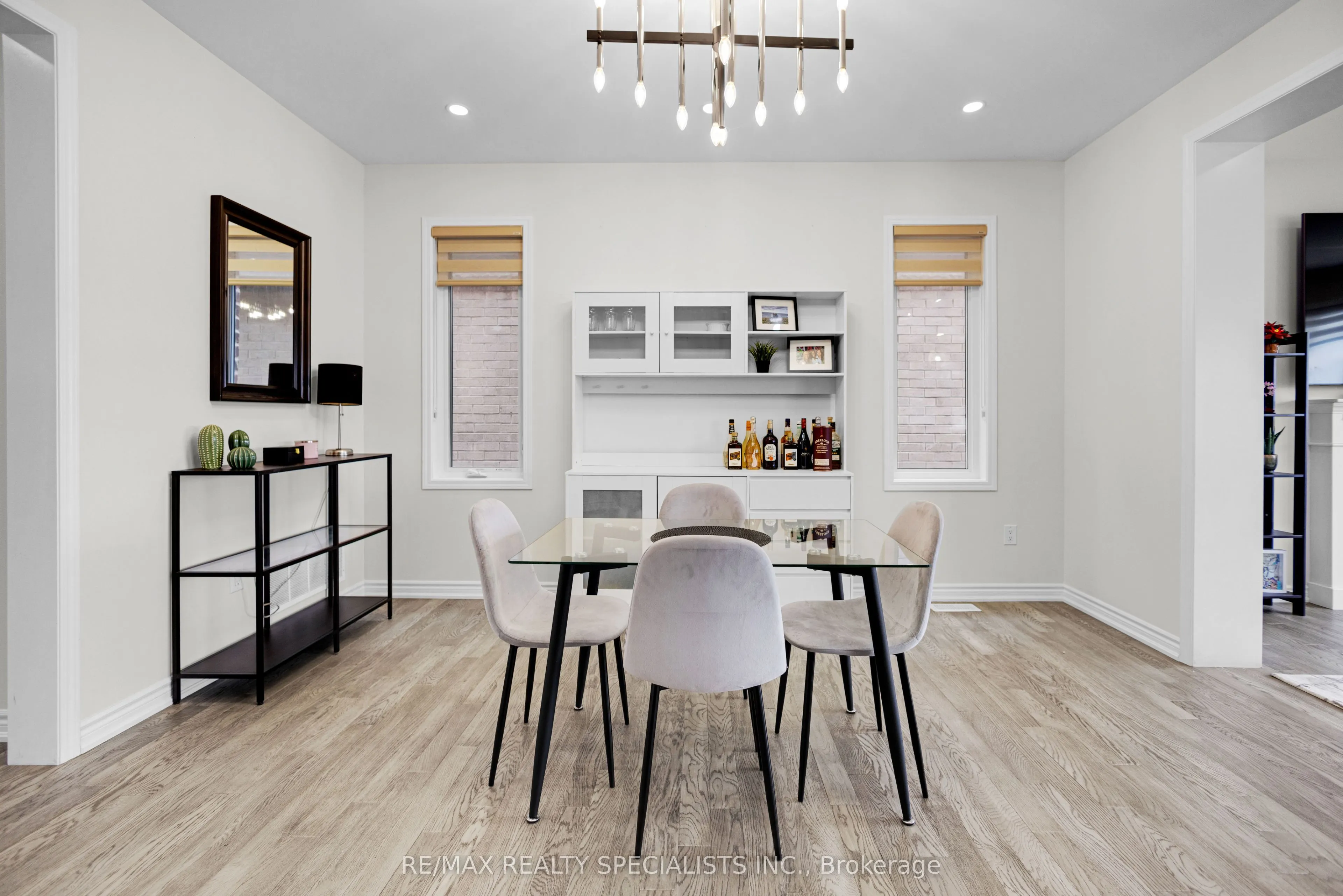 849 Aspen Terrace
