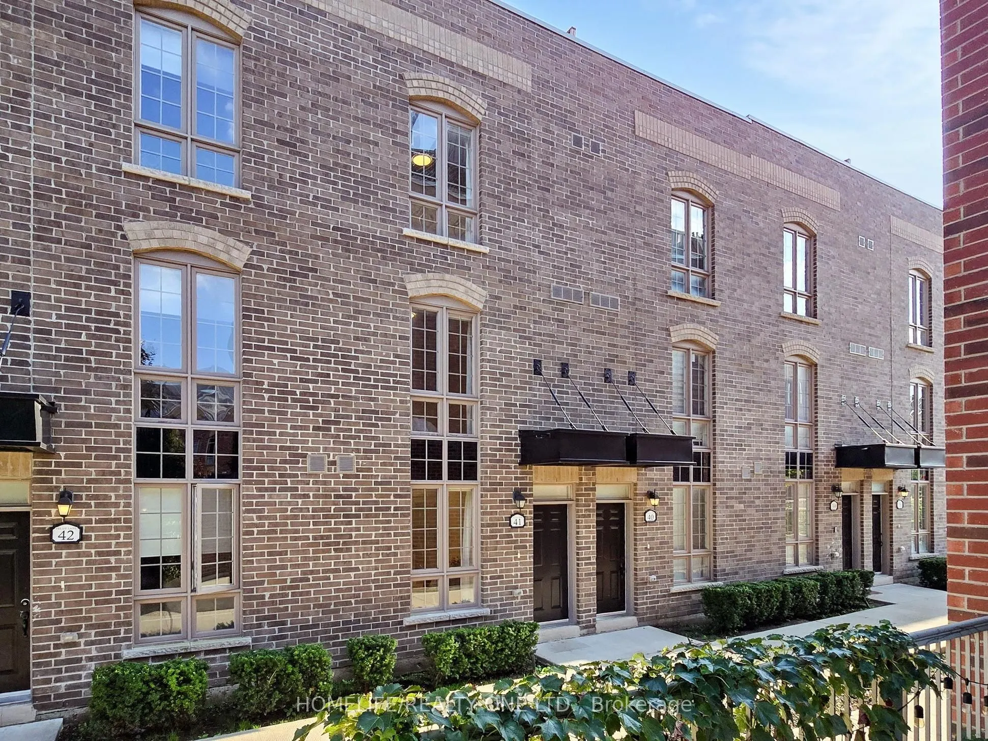 3 Elsie Lane, #TH 41