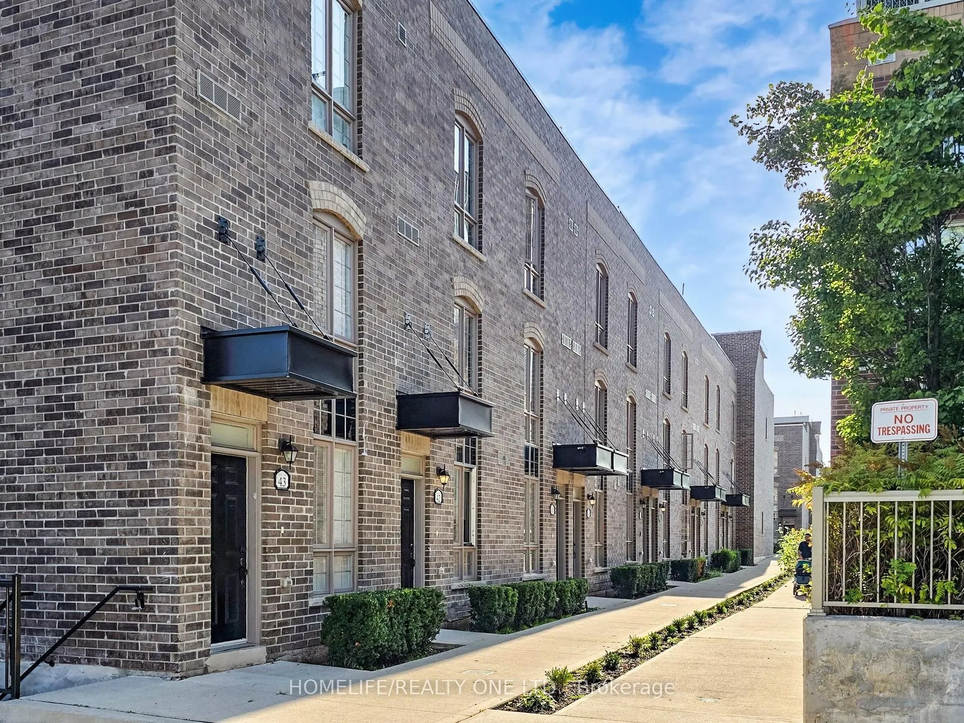 3 Elsie Lane, #TH 41