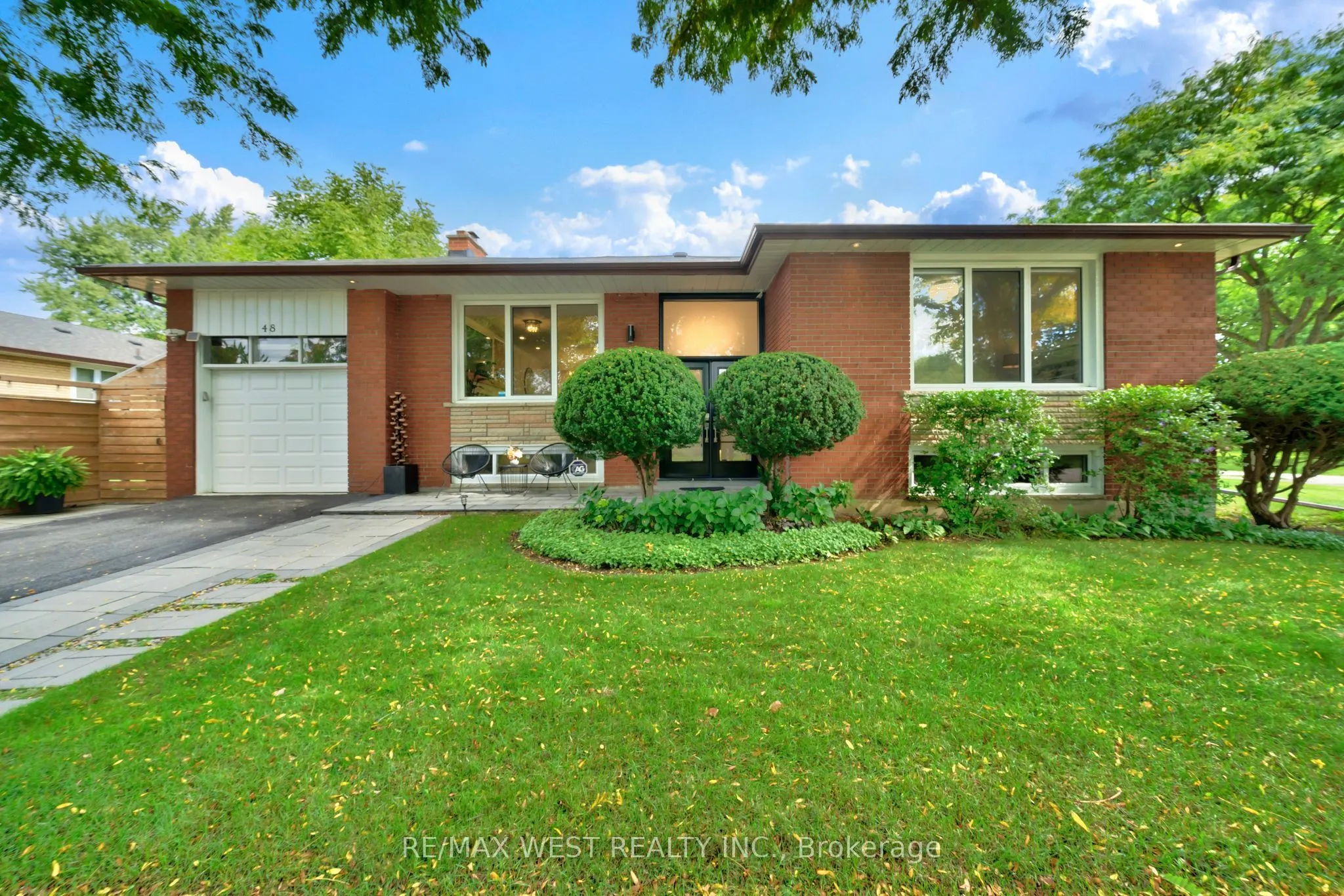 48 Hamlyn Crescent