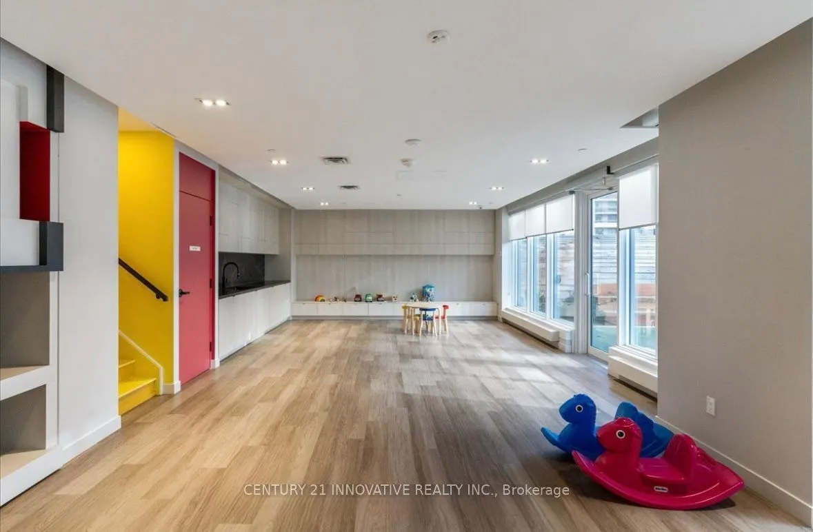4065 Confederation Parkway, #3905