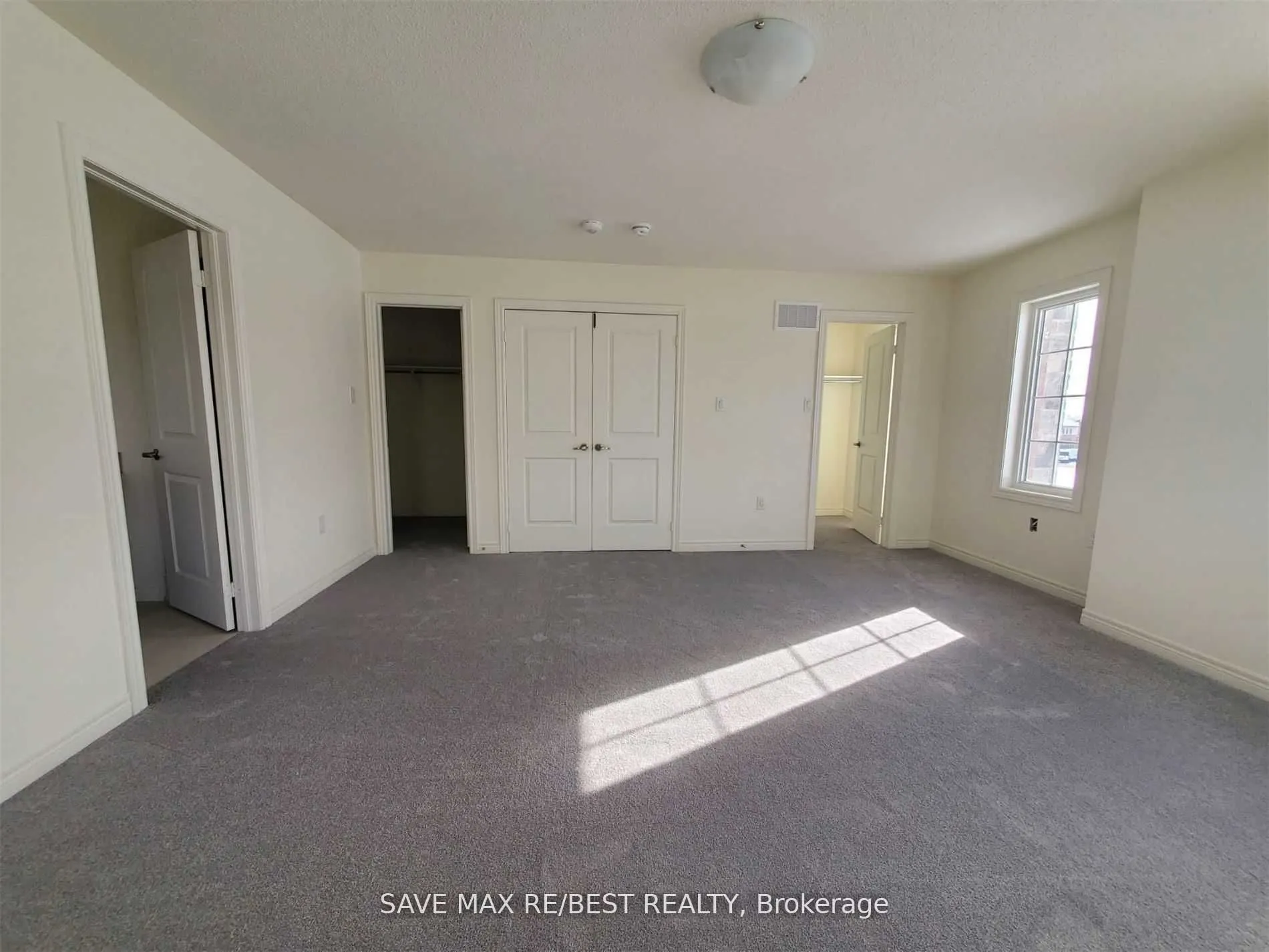 37 Sail Road