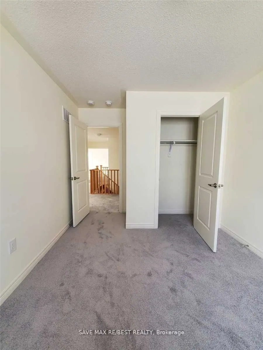 37 Sail Road