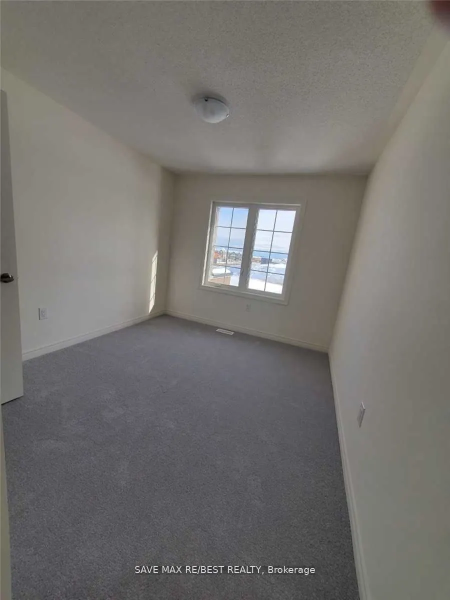 37 Sail Road