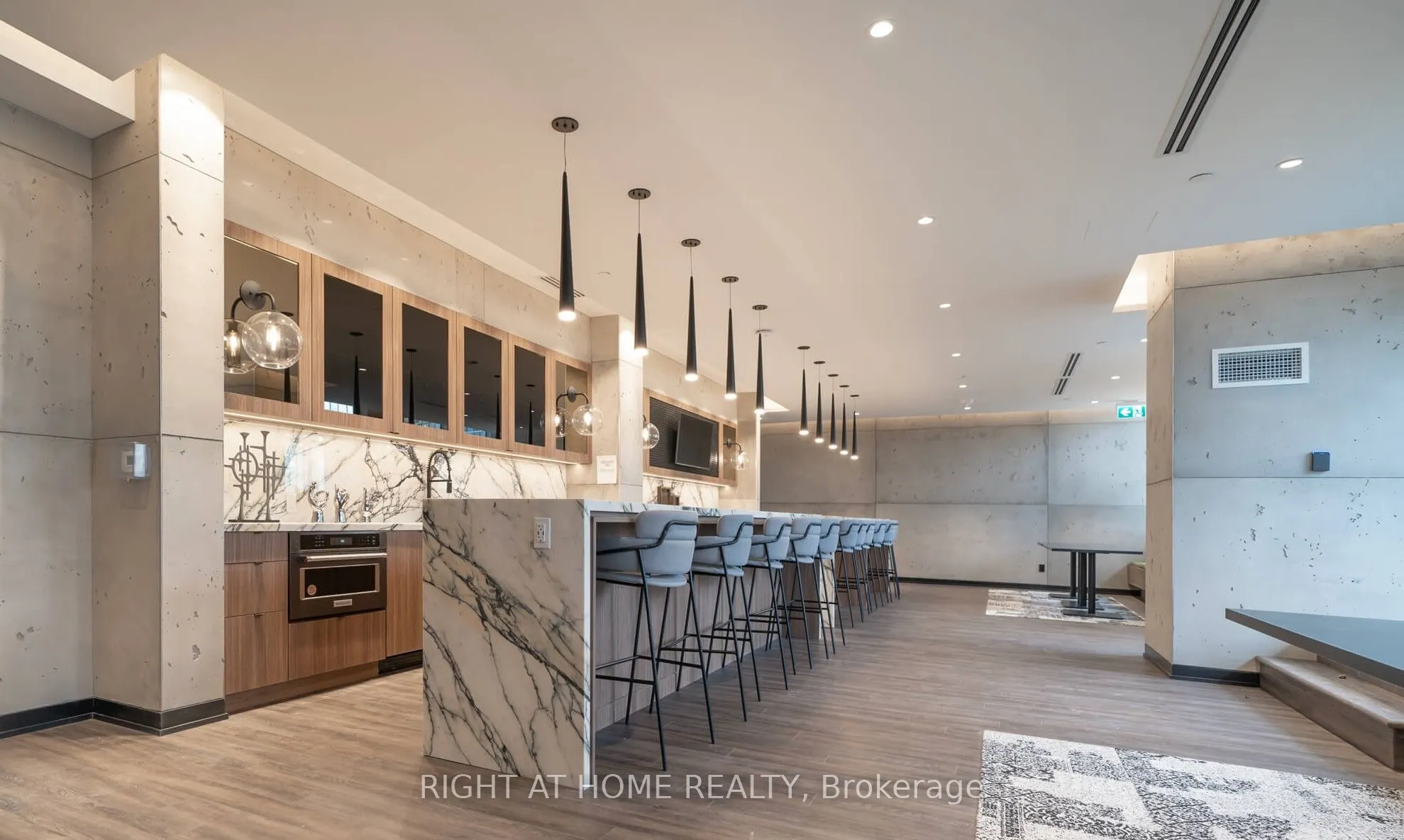 251 Manitoba Street, #2803