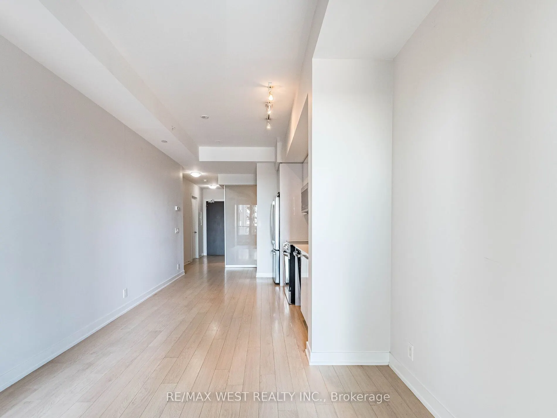 10 Park Lawn Road, #602