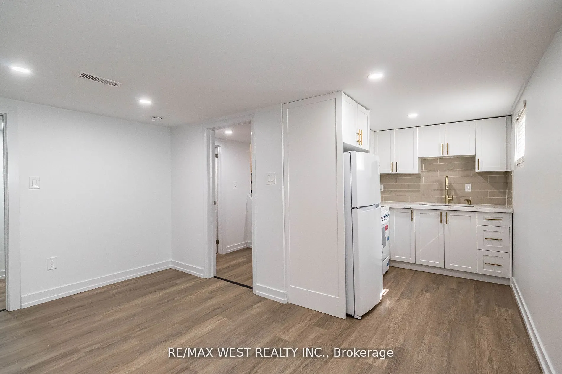 7 Highland Hill
