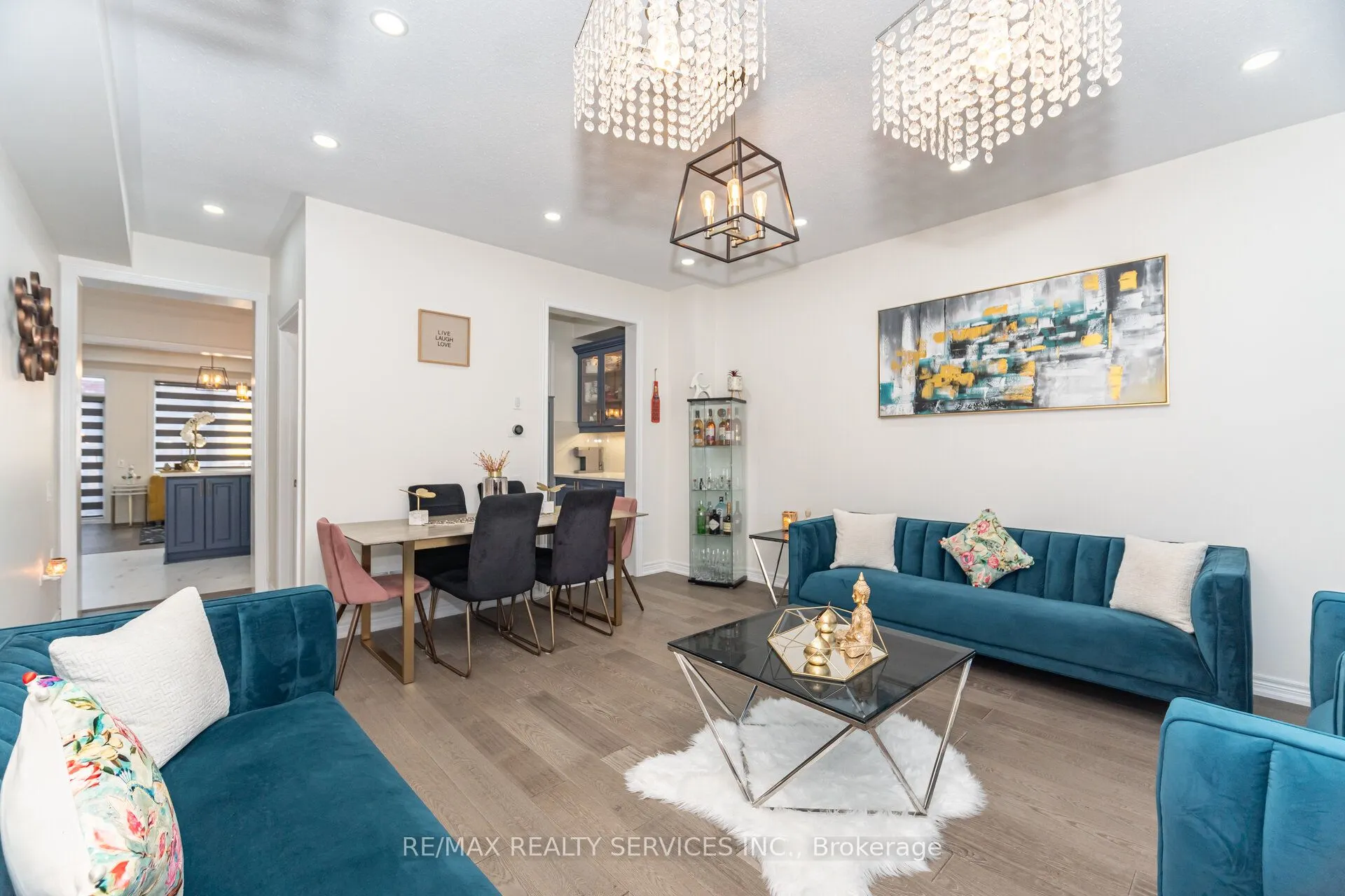 42 Meadowcreek Road
