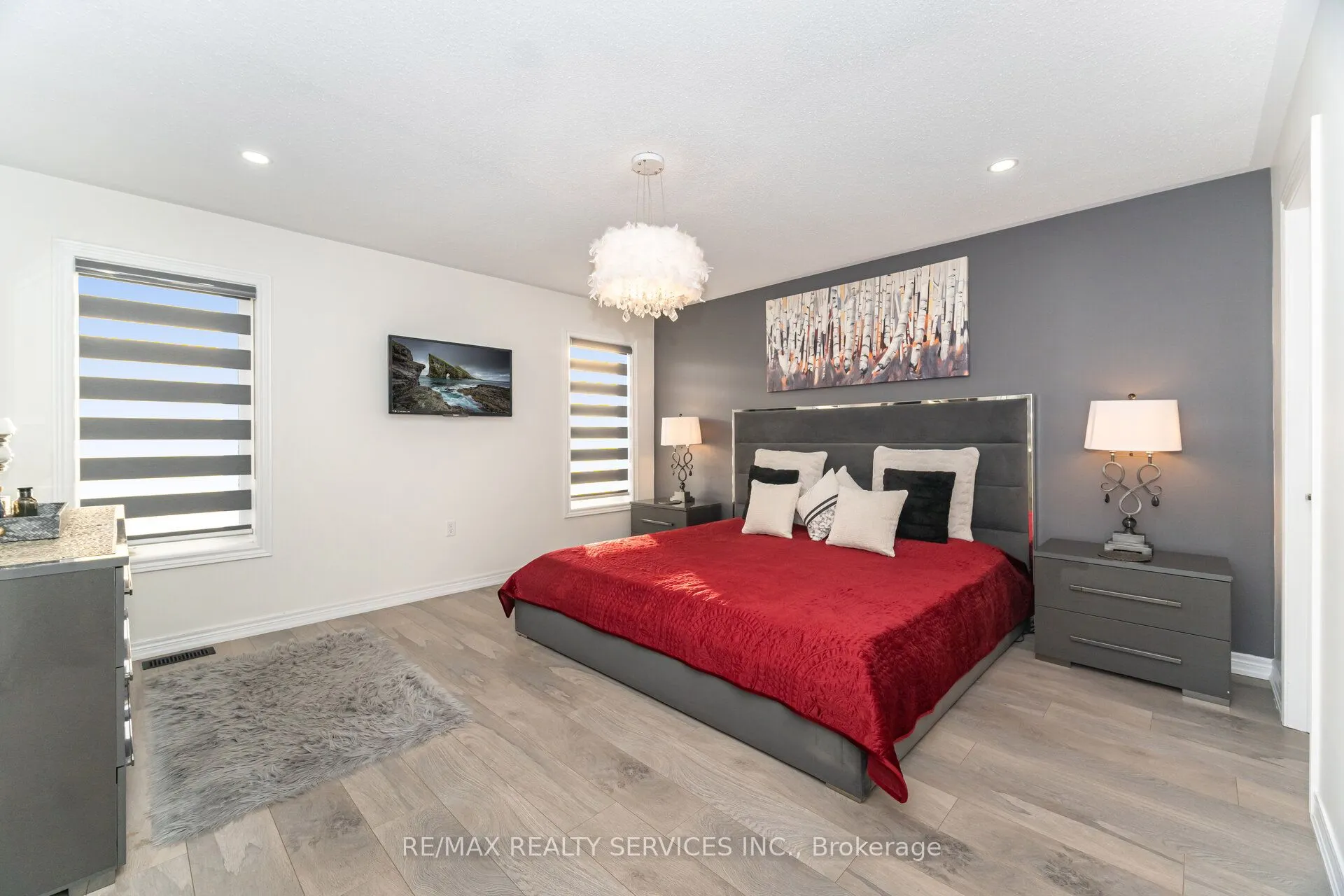 42 Meadowcreek Road