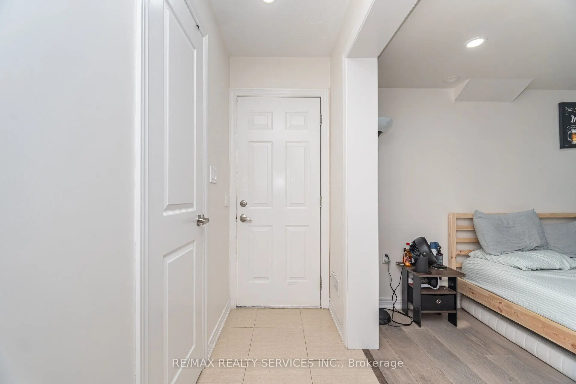 42 Meadowcreek Road