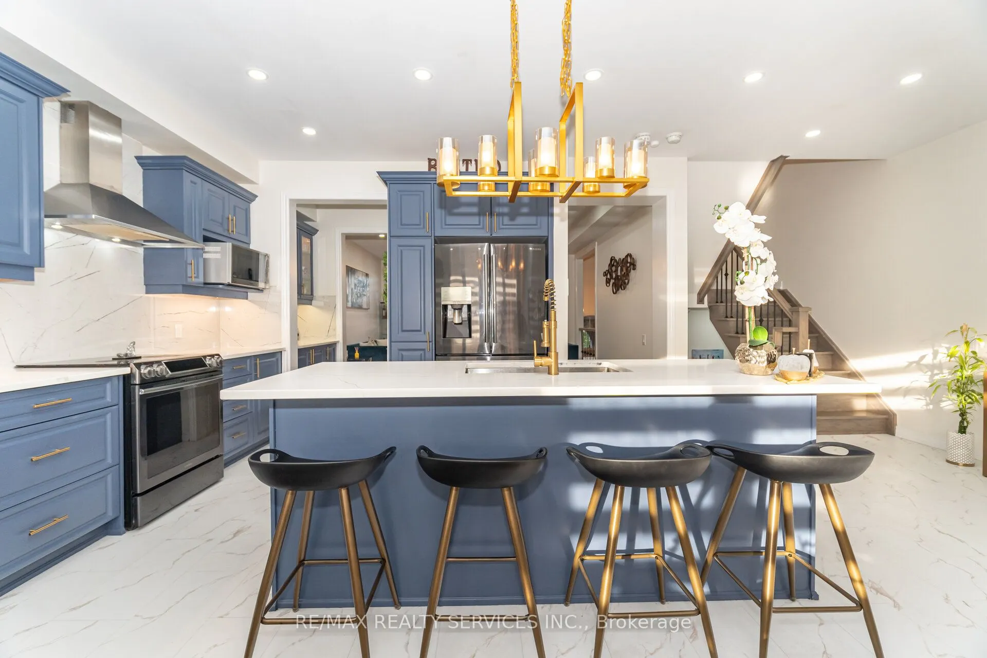 42 Meadowcreek Road