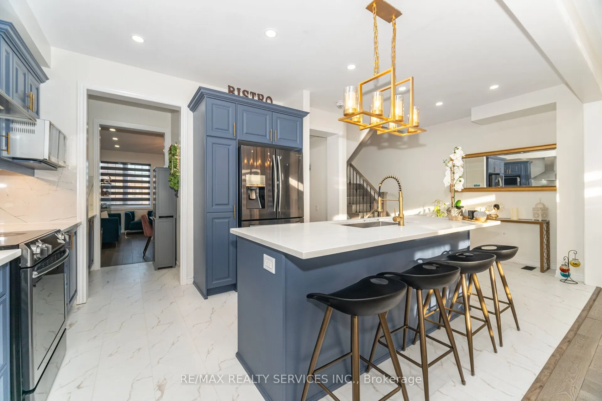 42 Meadowcreek Road