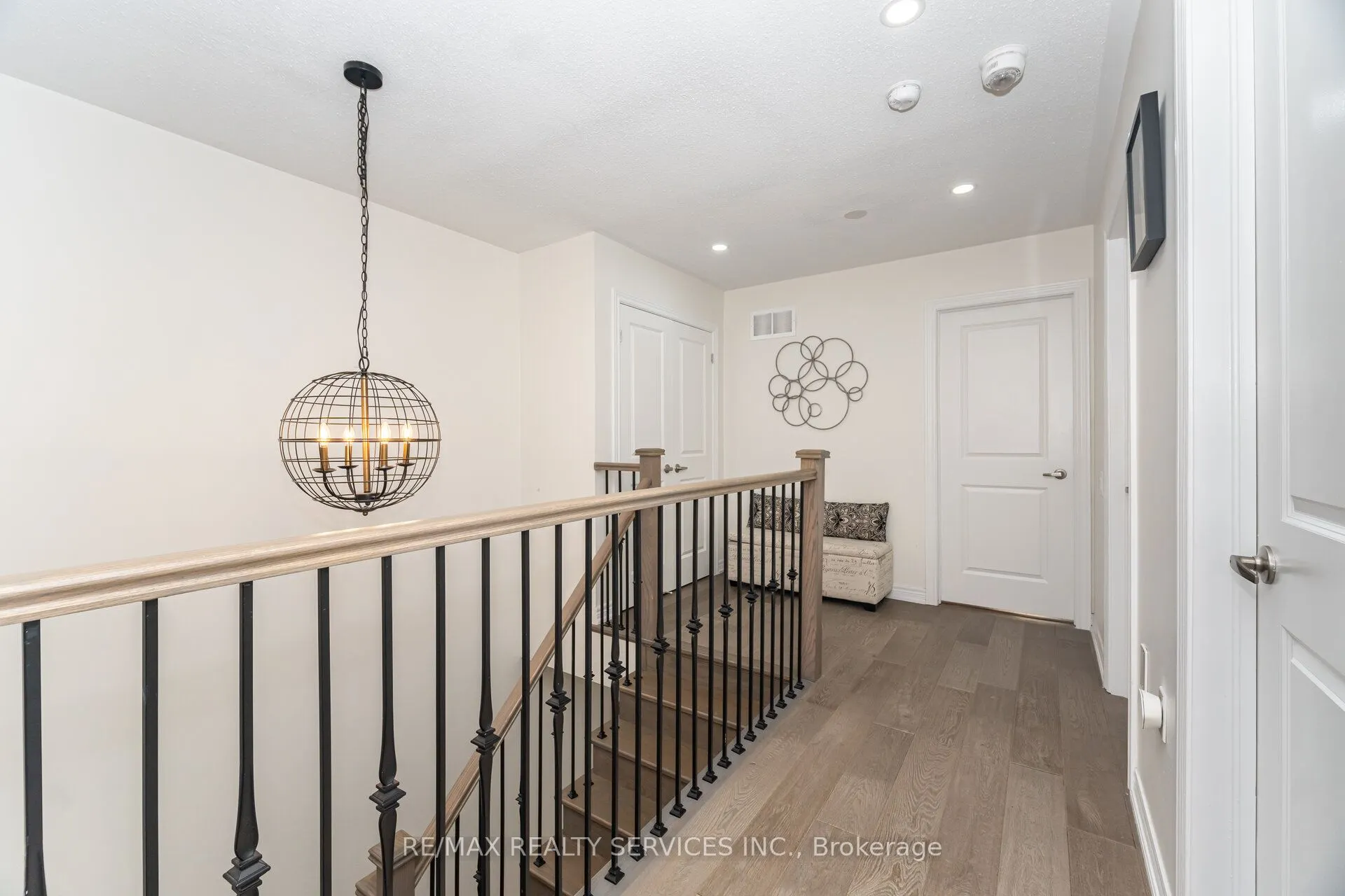 42 Meadowcreek Road