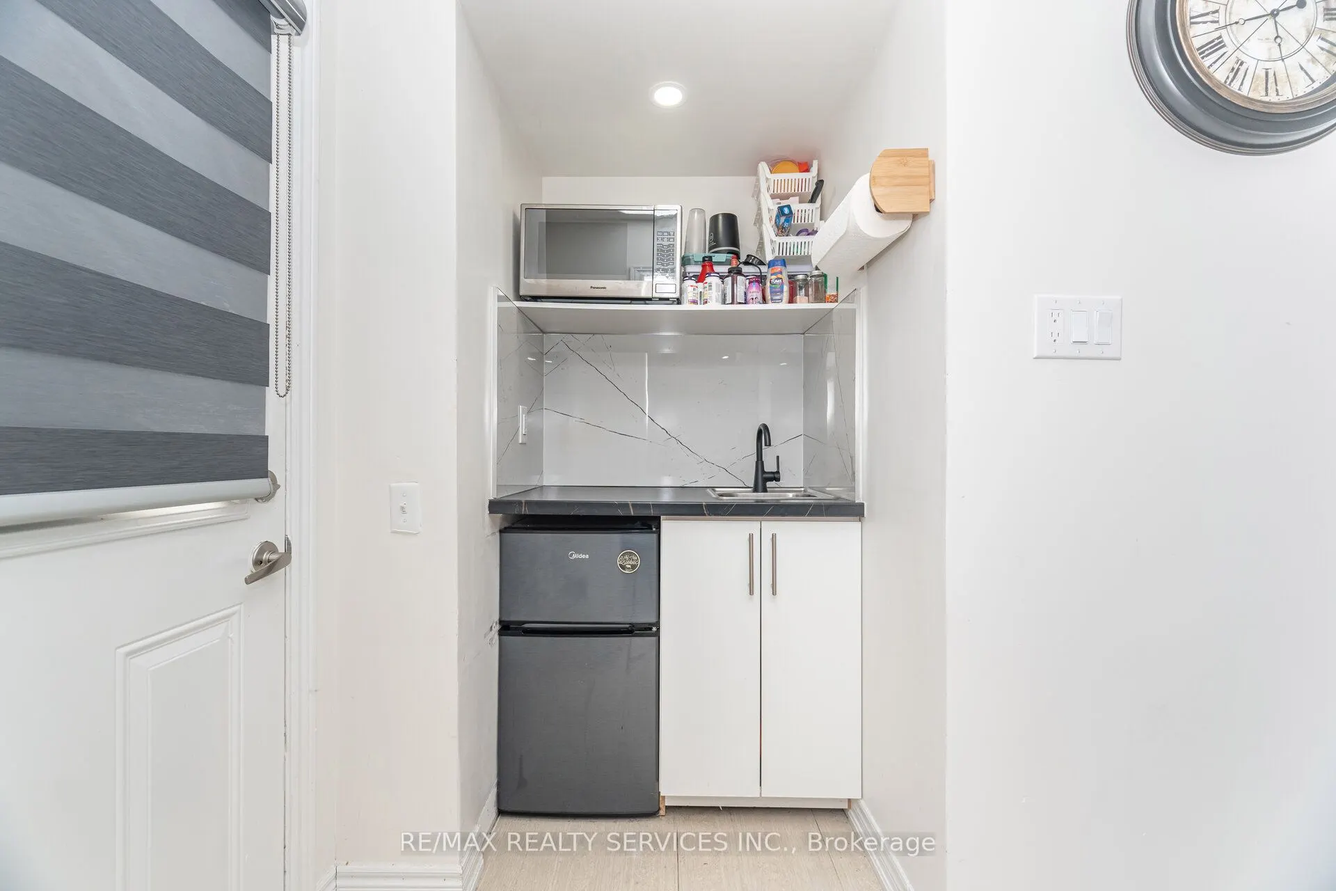 42 Meadowcreek Road
