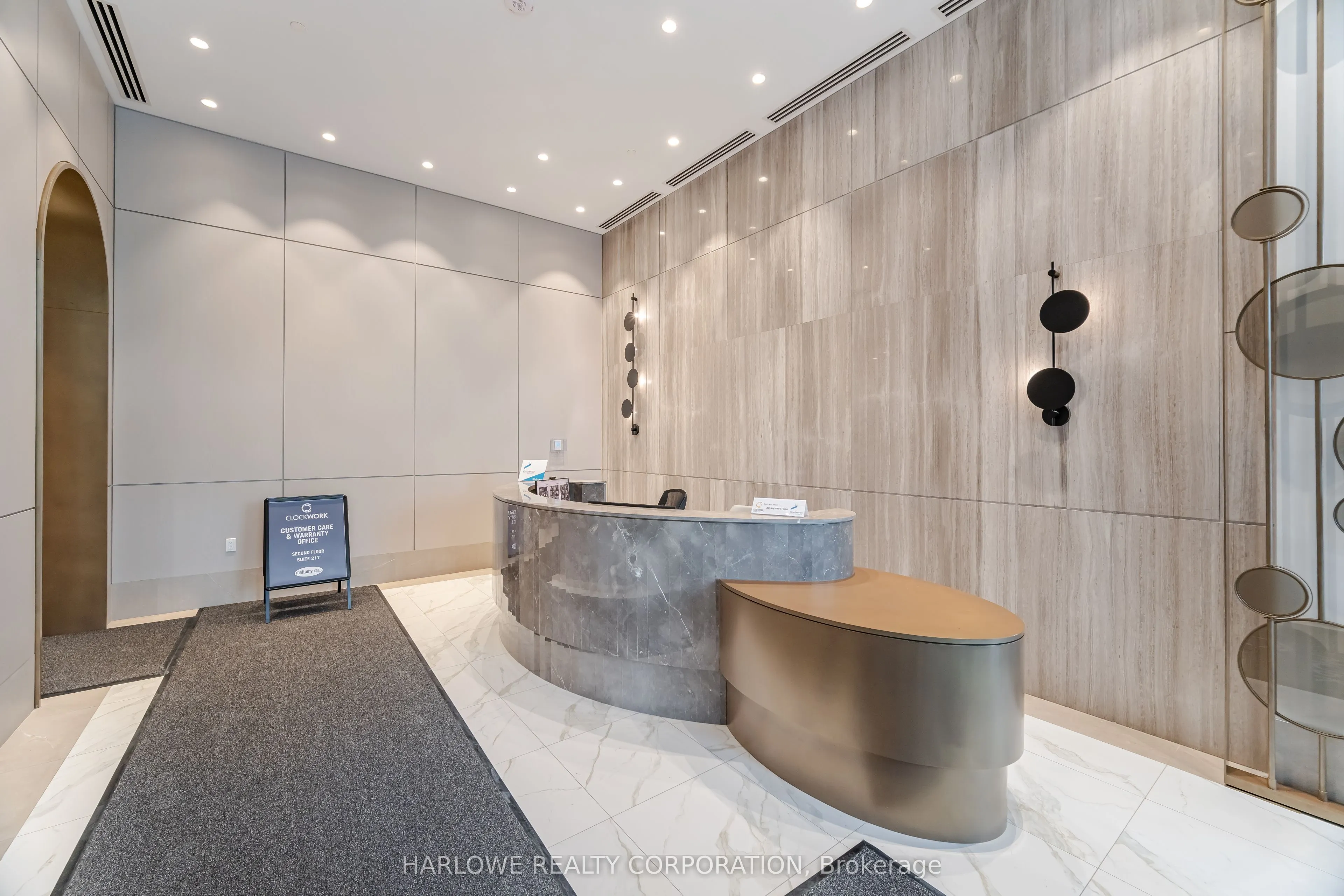 1415 Dundas Street E, #217