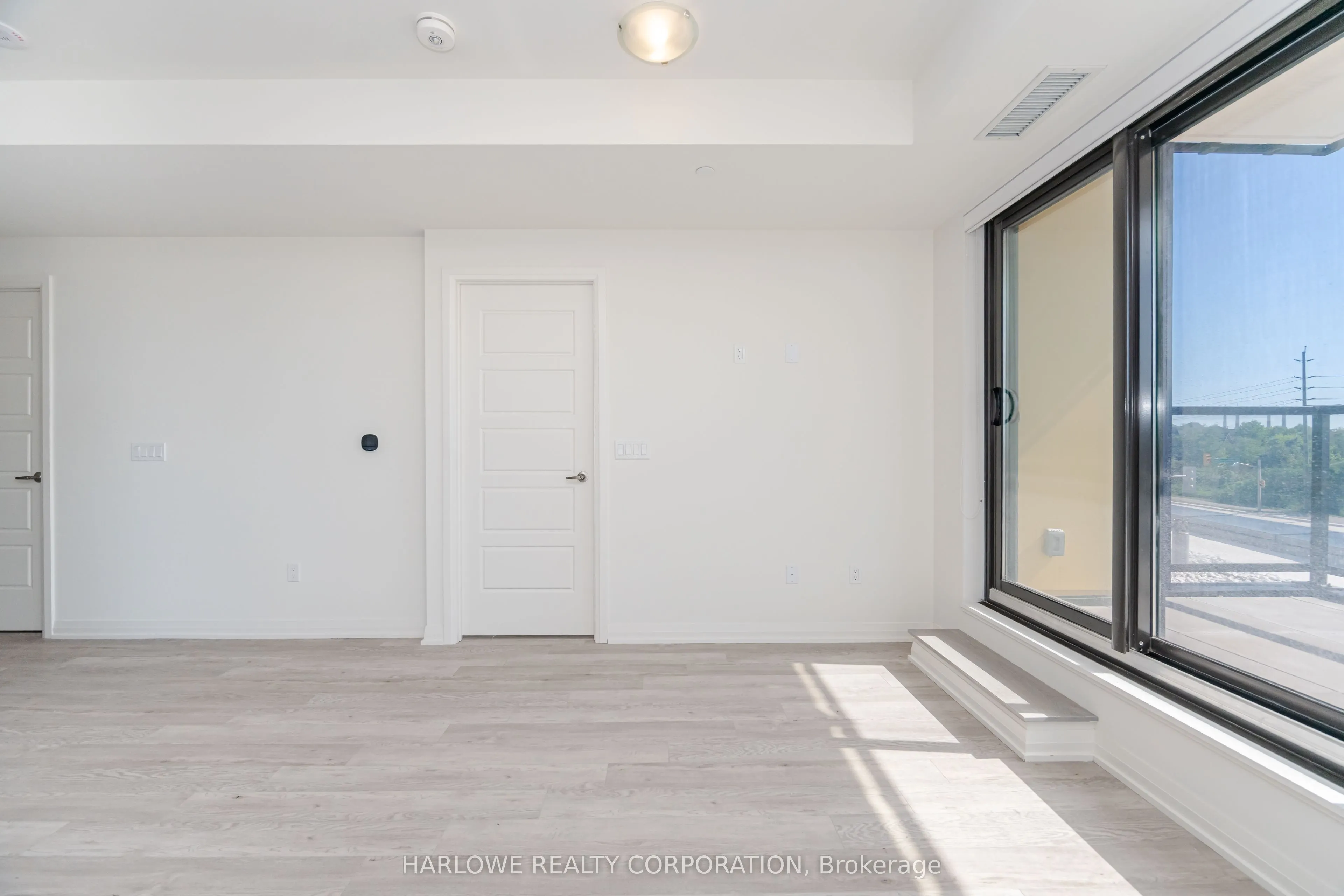 1415 Dundas Street E, #217