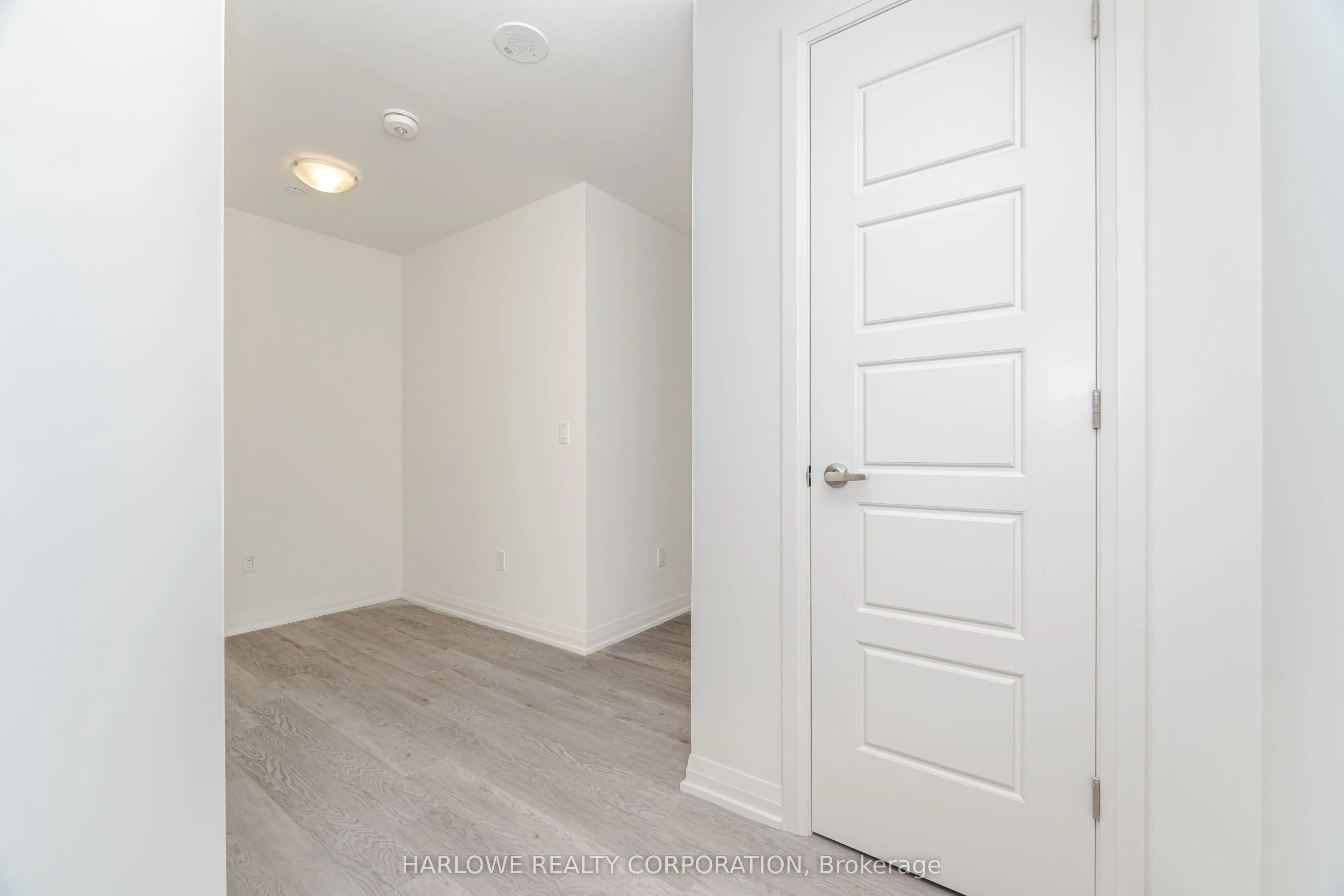 1415 Dundas Street E, #217