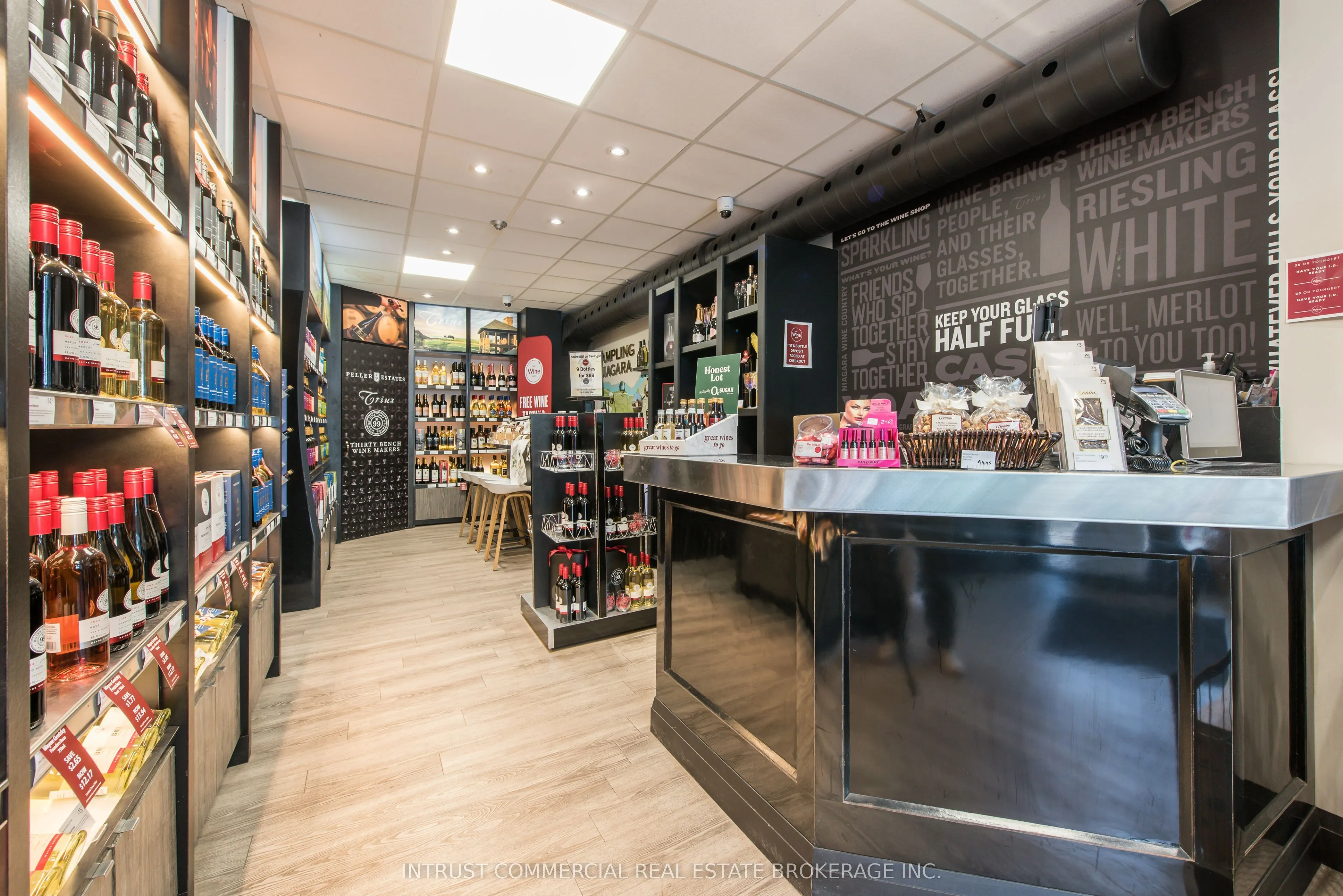 2273 Bloor Street W