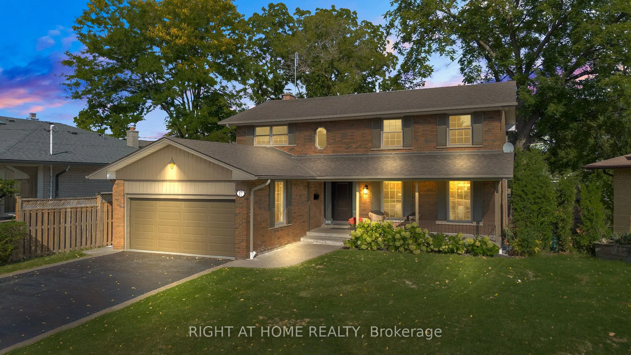 17 Glen Meadow Court