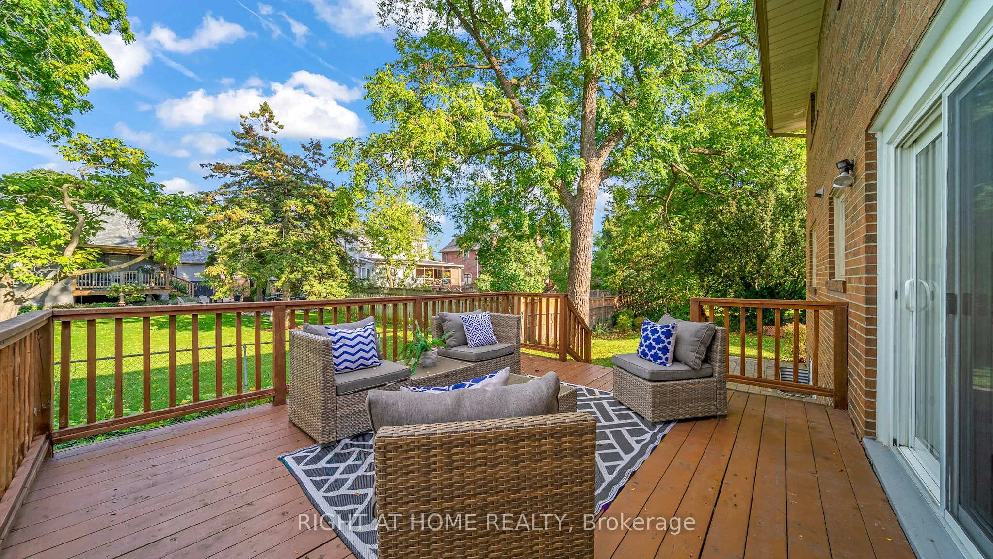 17 Glen Meadow Court