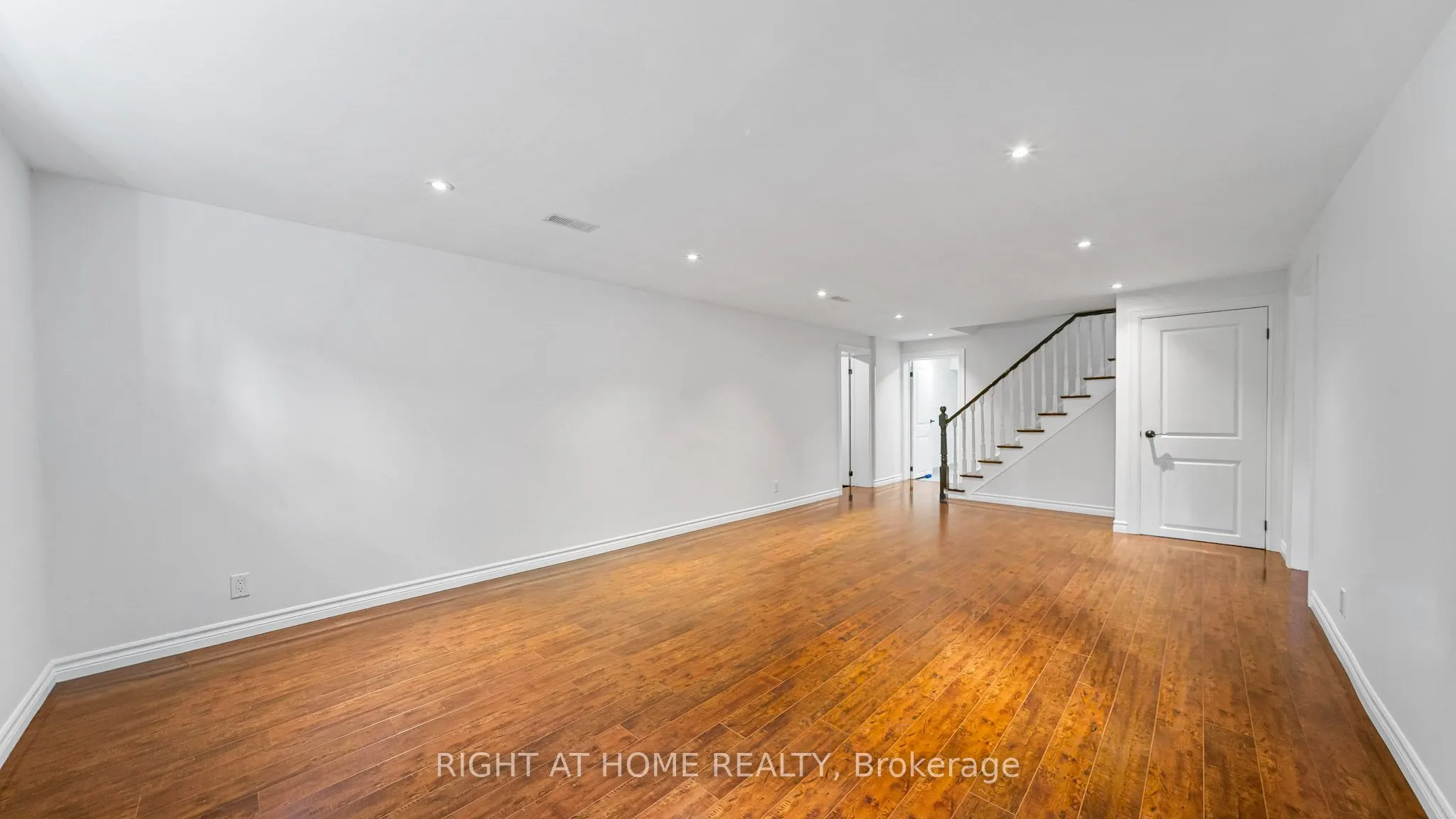 17 Glen Meadow Court