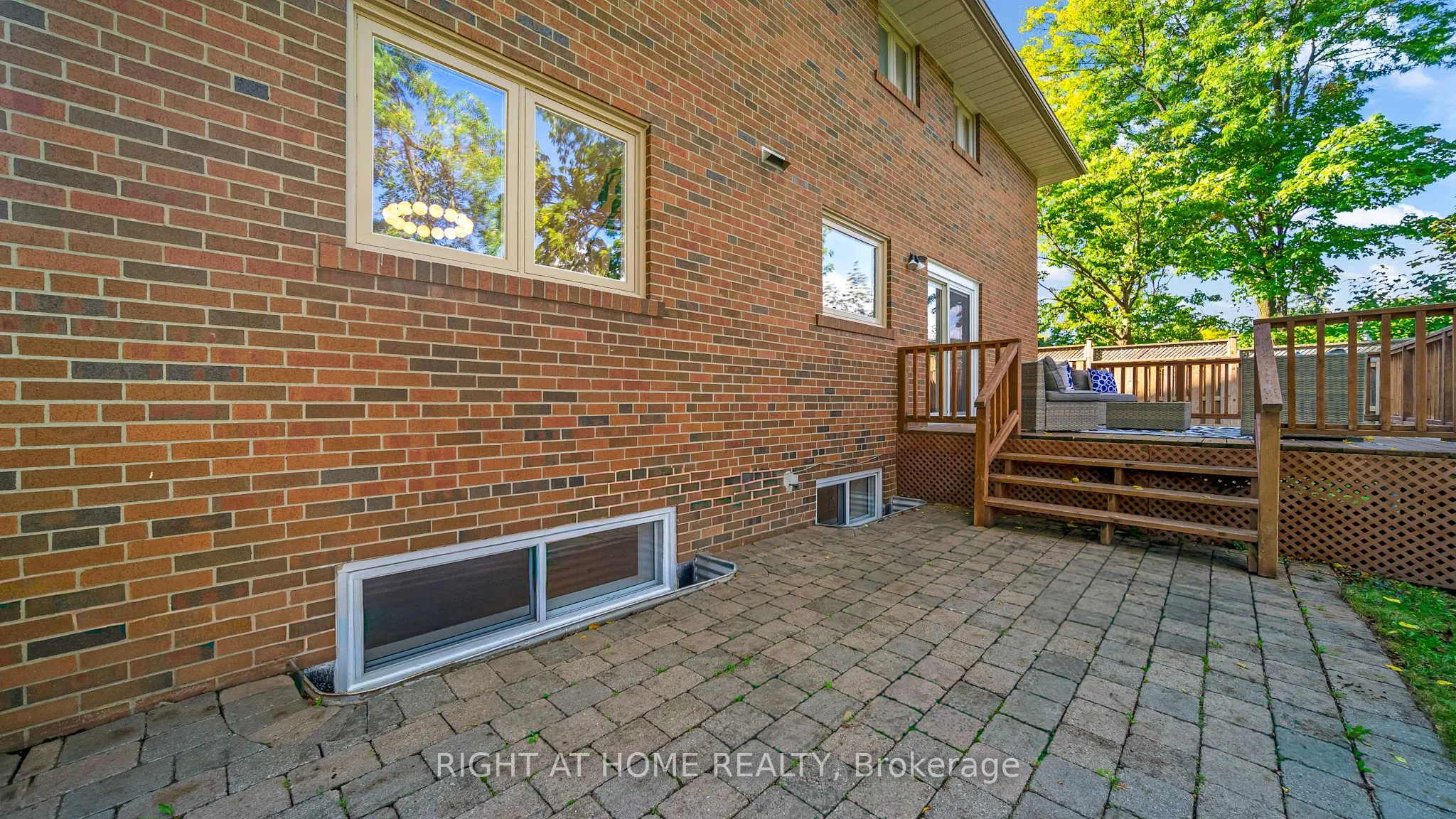 17 Glen Meadow Court