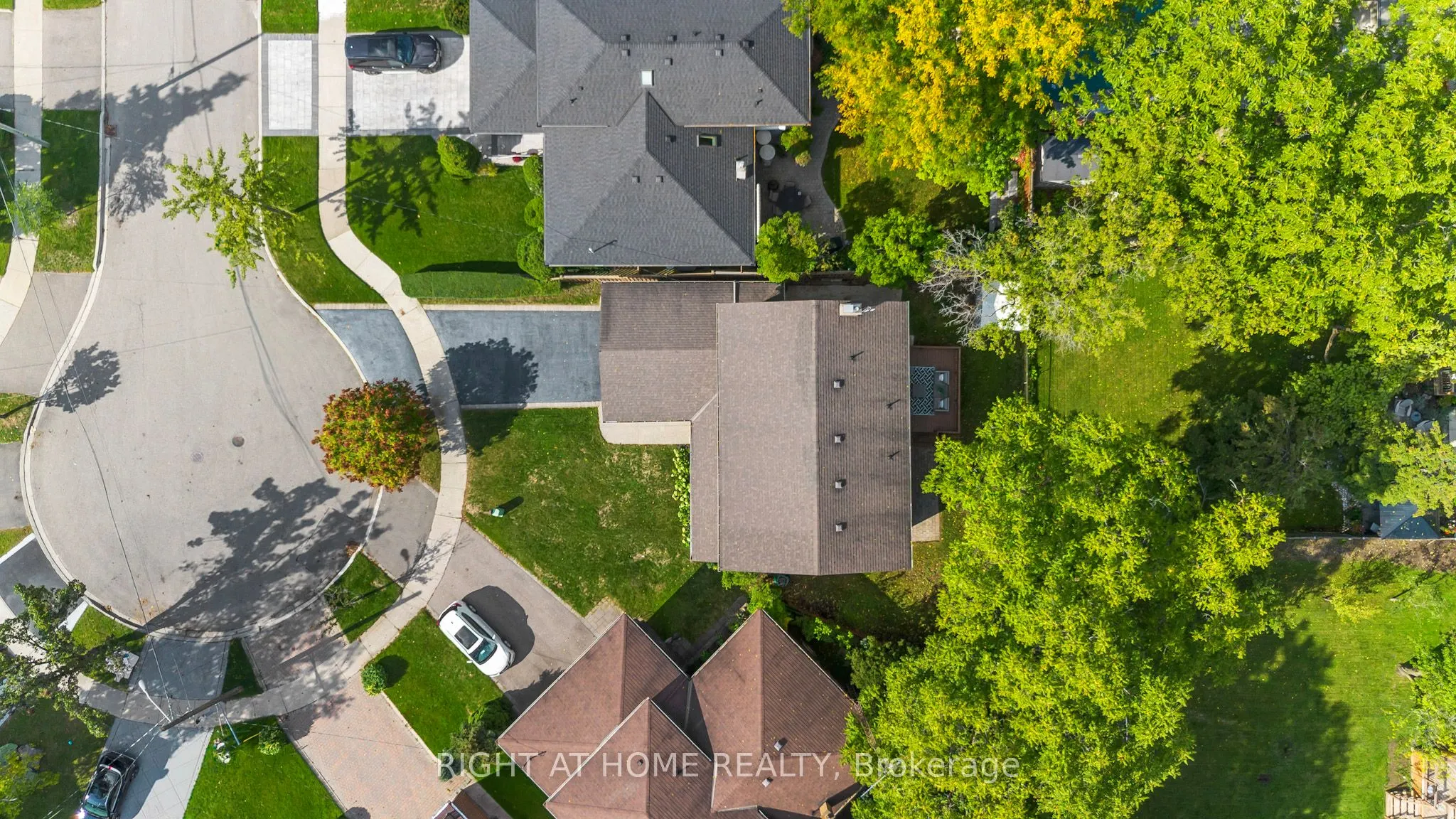 17 Glen Meadow Court