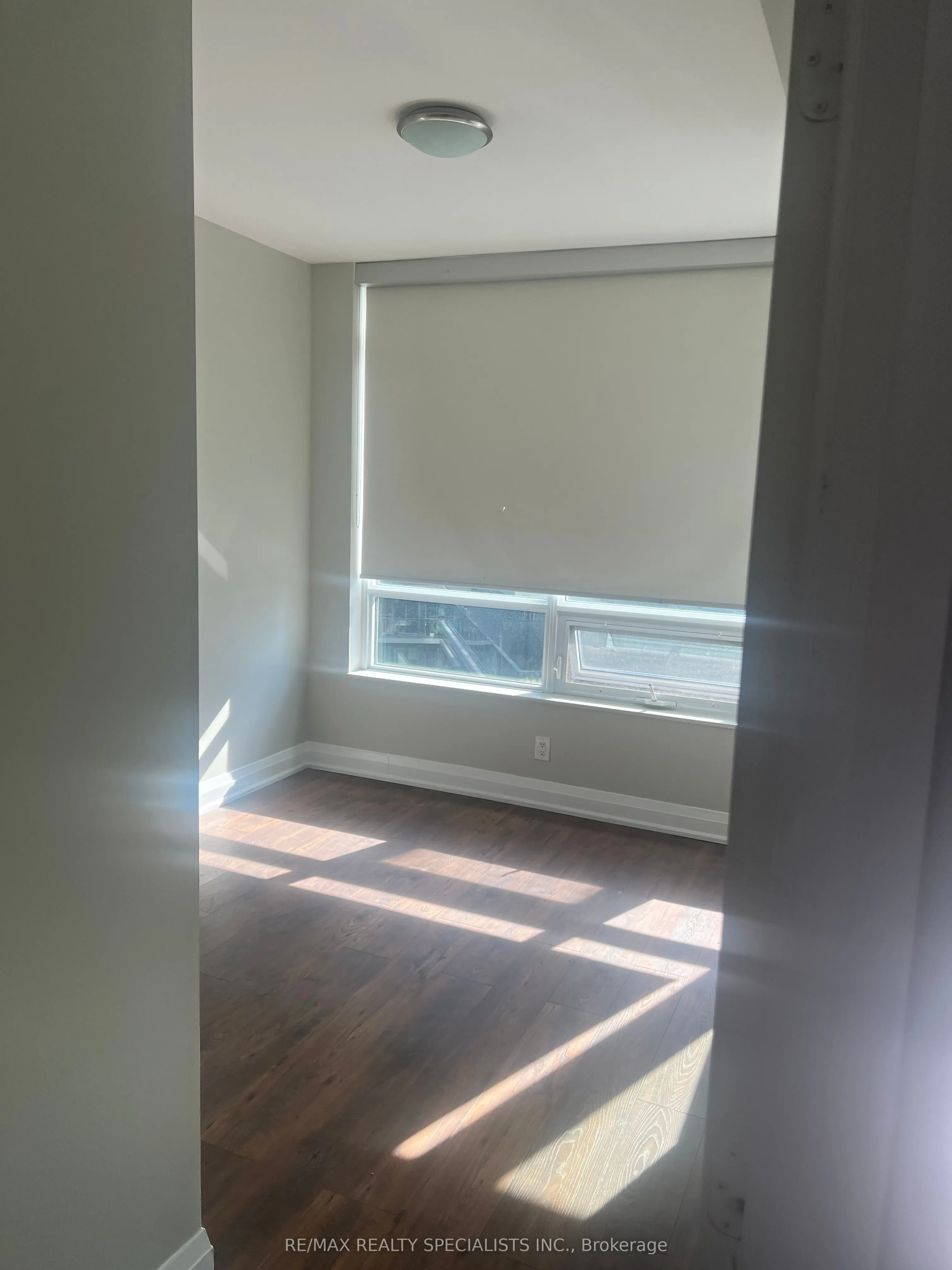 36 Park Lawn Road, #401