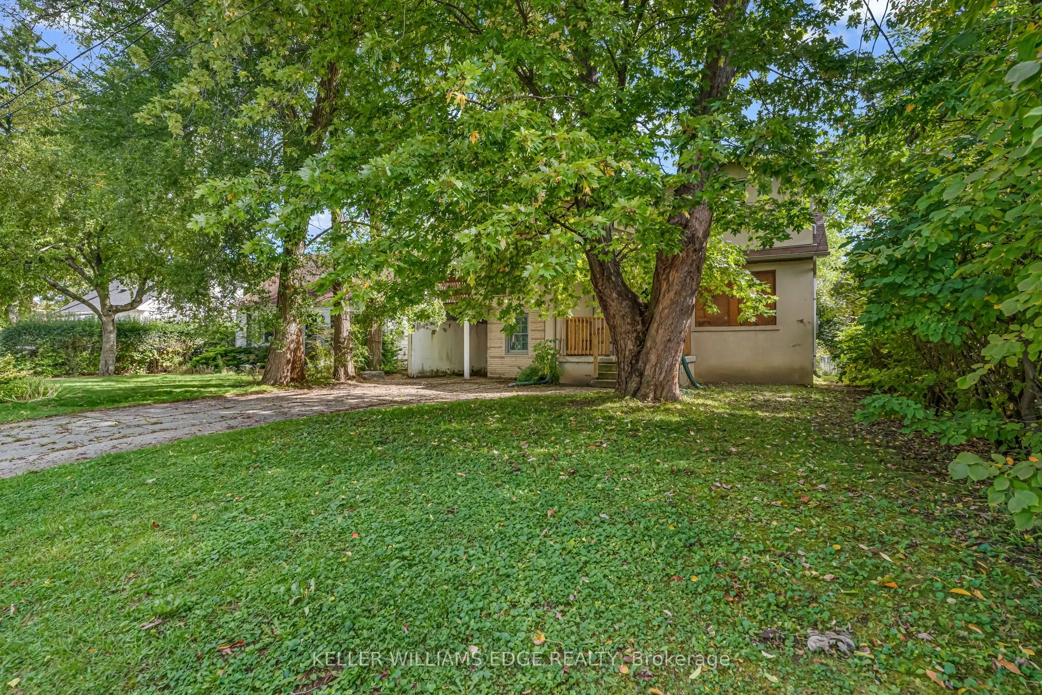 63 Minnewawa Road