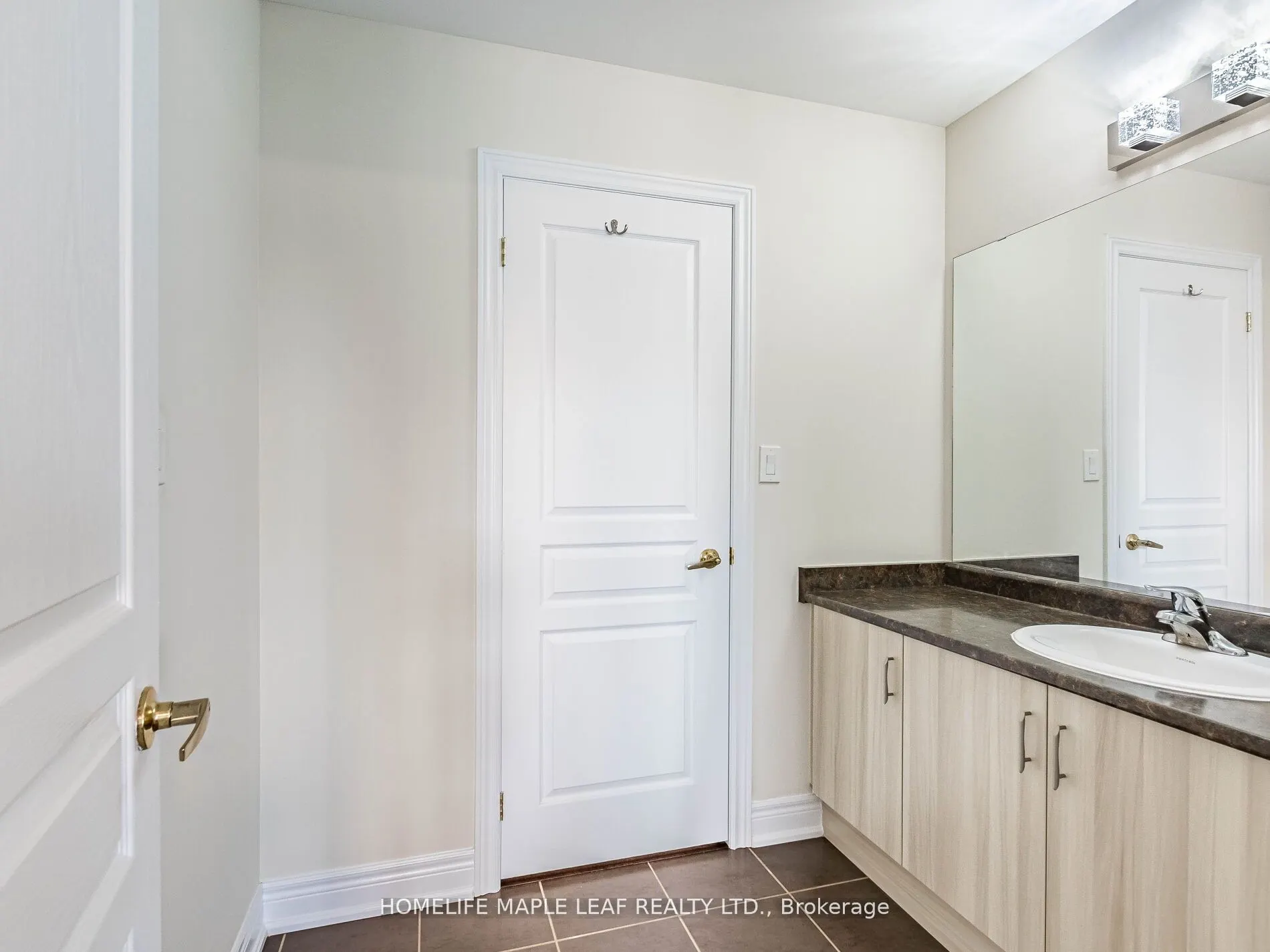 39 Birch Tree Trail