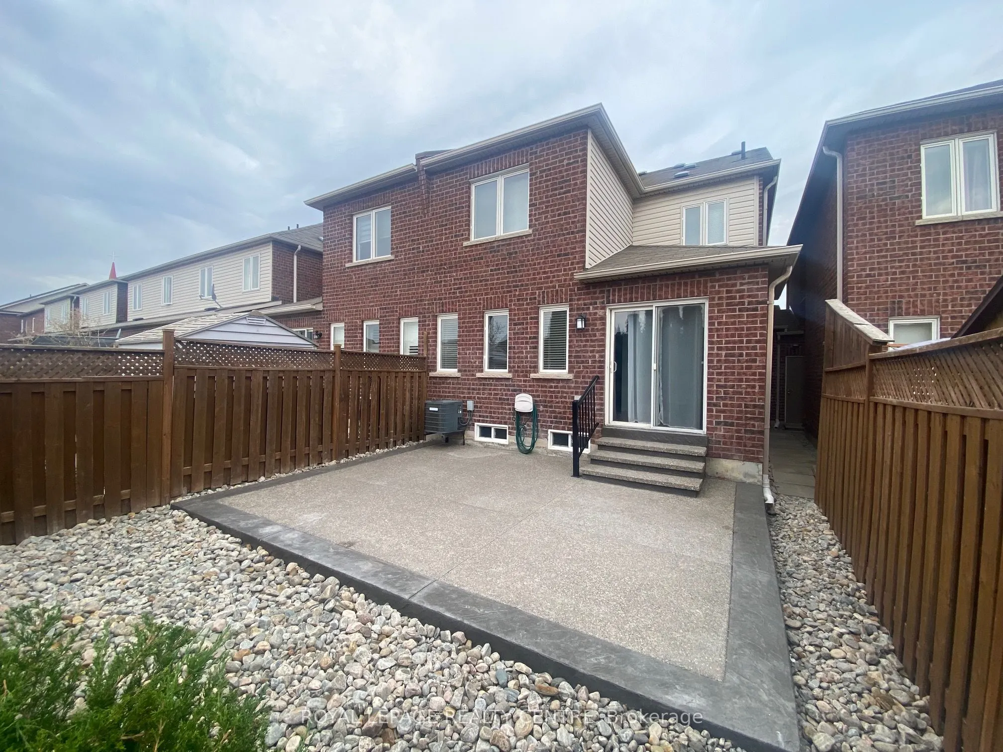 70 Charcoal Way